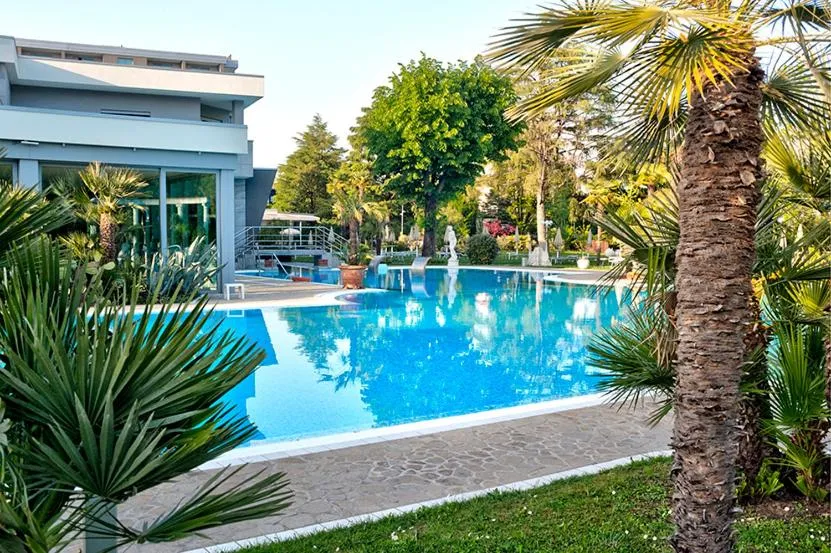 Hotel Harrys' Garden