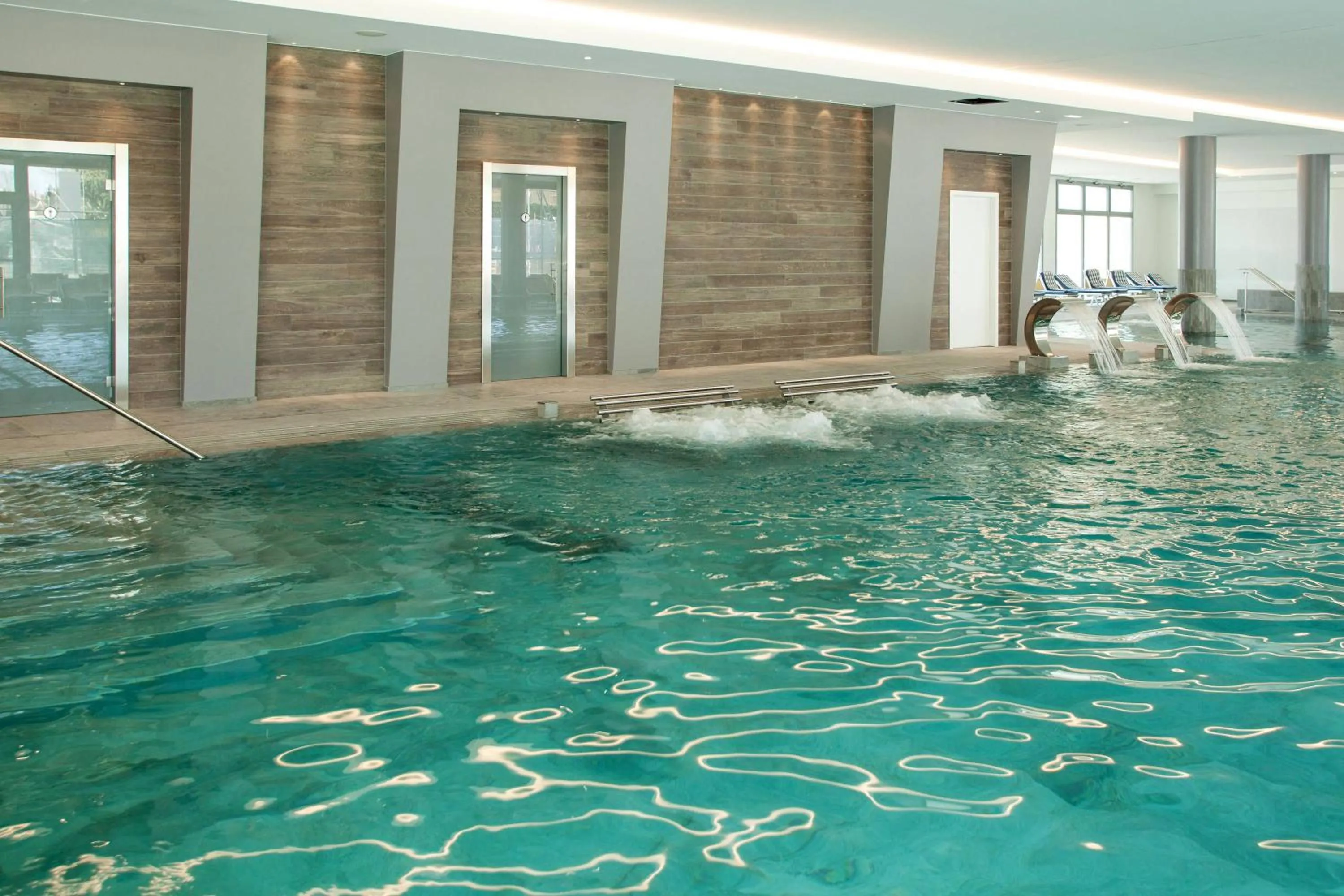 Swimming pool in Hotel Harrys' Garden