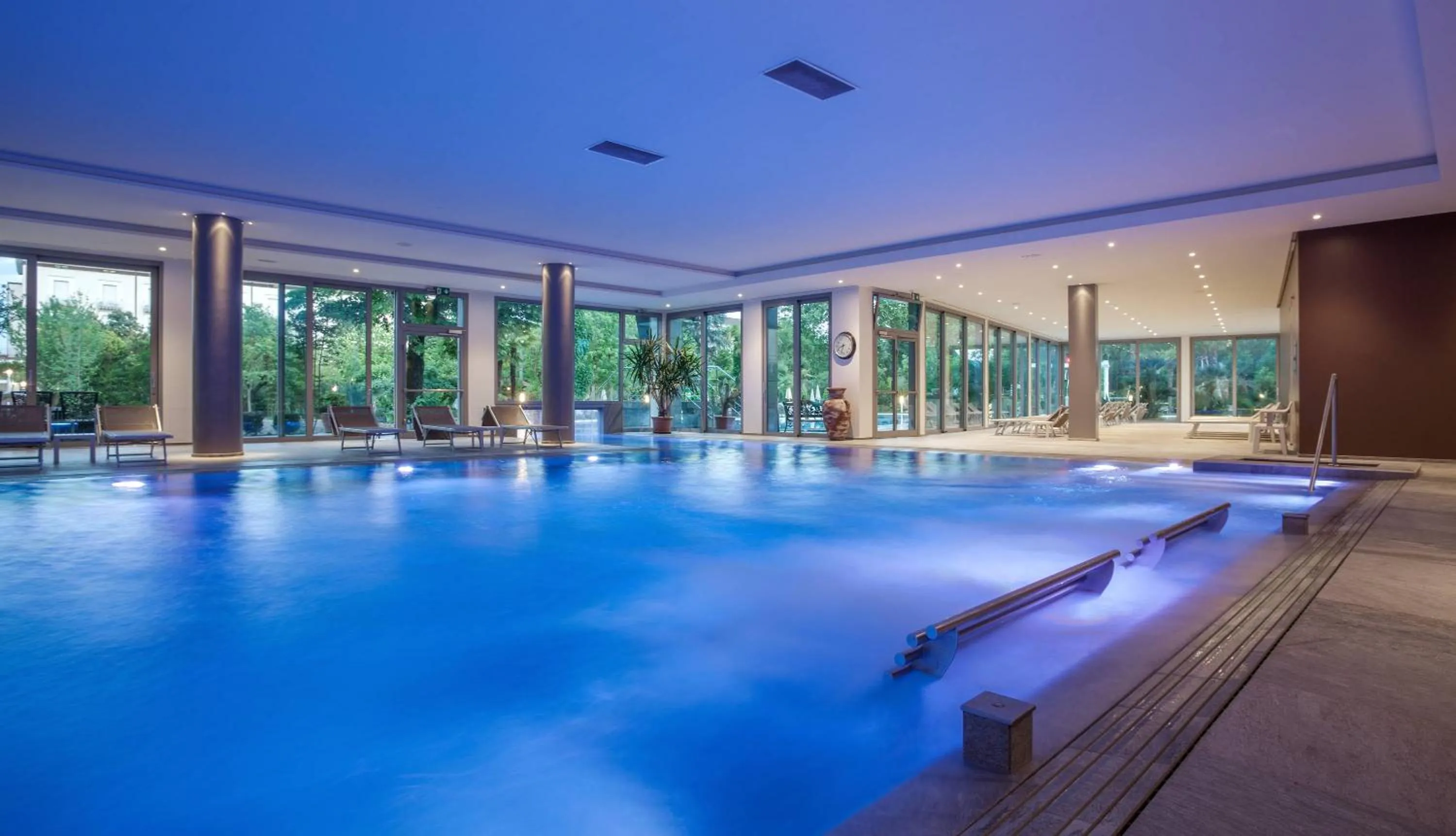 Hotel Harrys' Garden