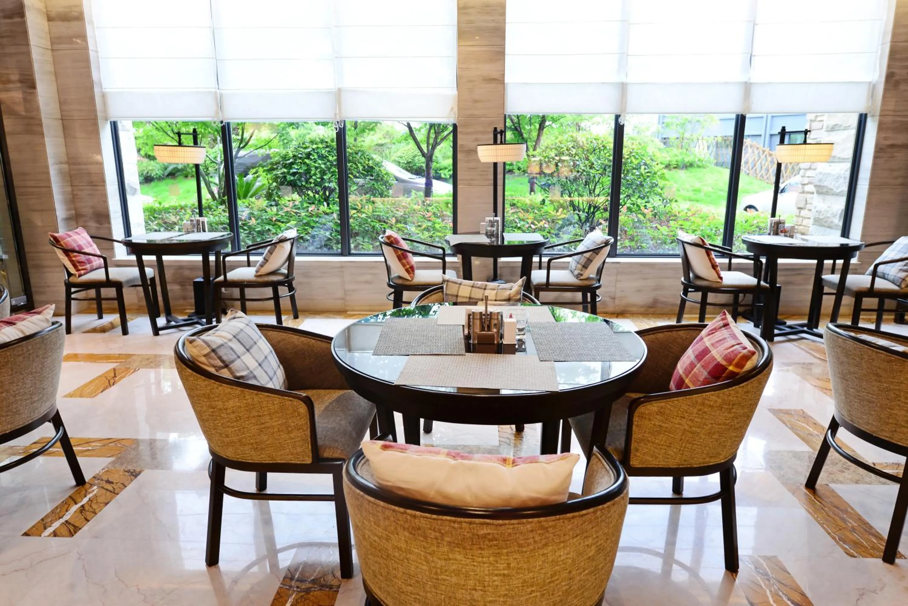 Restaurant/places to eat in SSAW Boutique Hotel Hangzhou Qiandao Lake