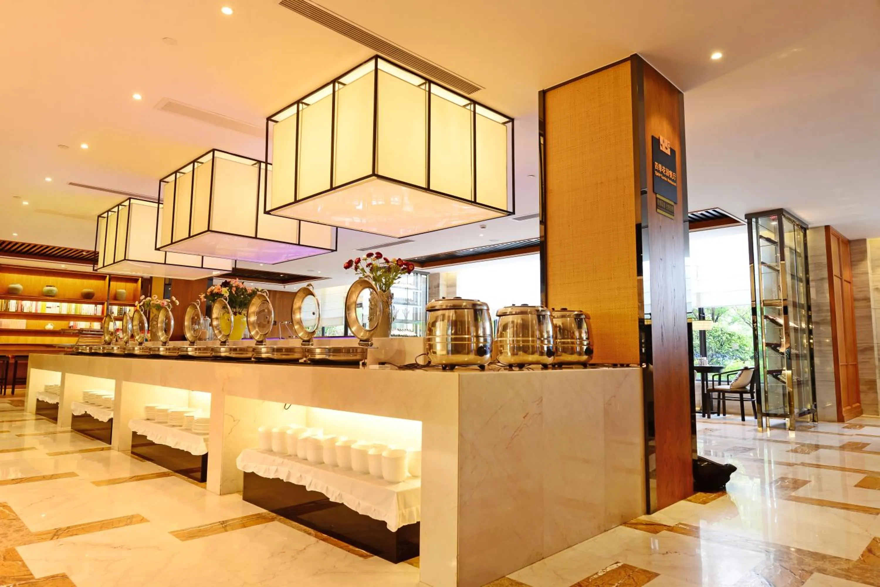 Restaurant/places to eat in SSAW Boutique Hotel Hangzhou Qiandao Lake