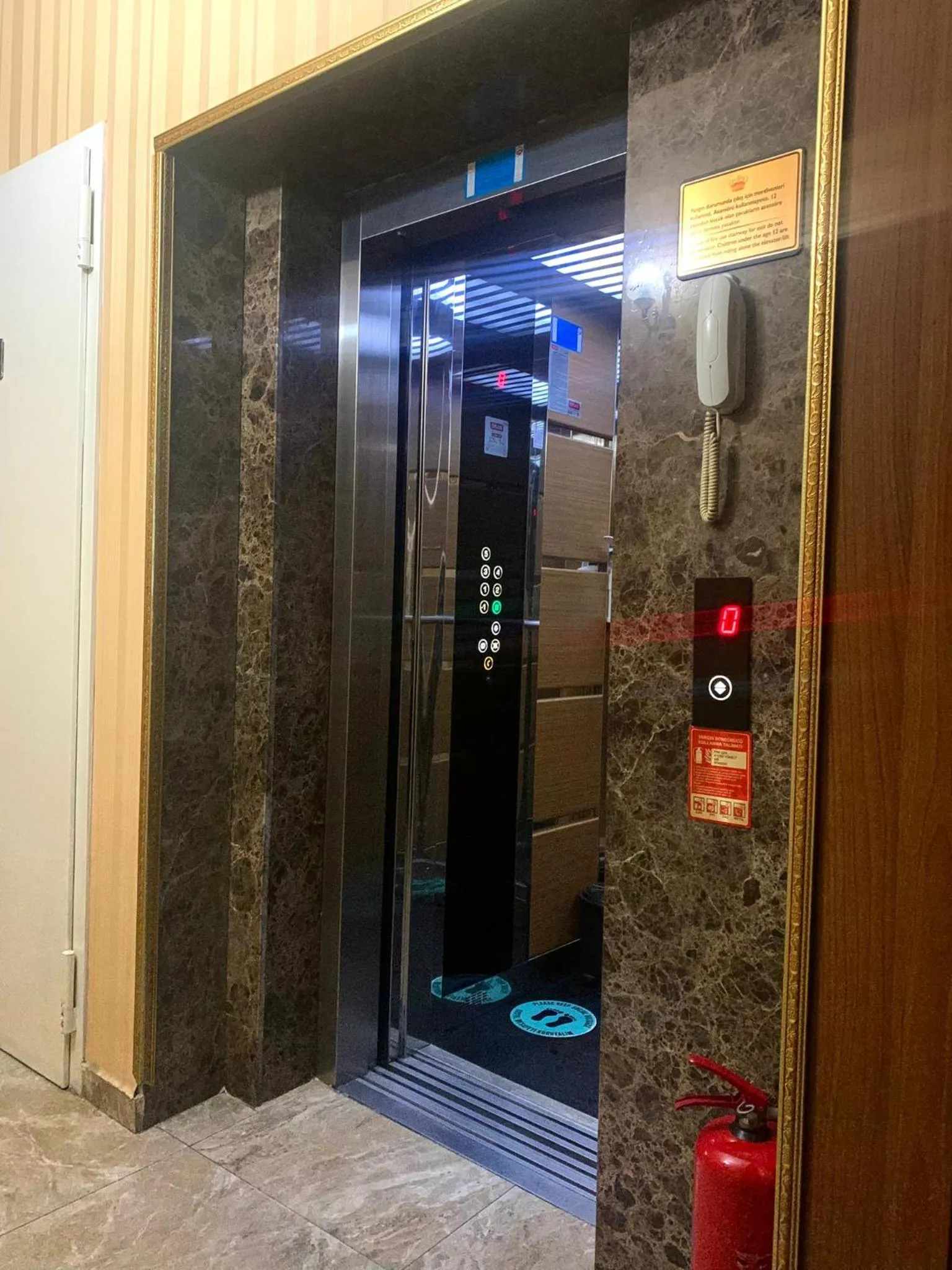 elevator in Hotel Queens Land