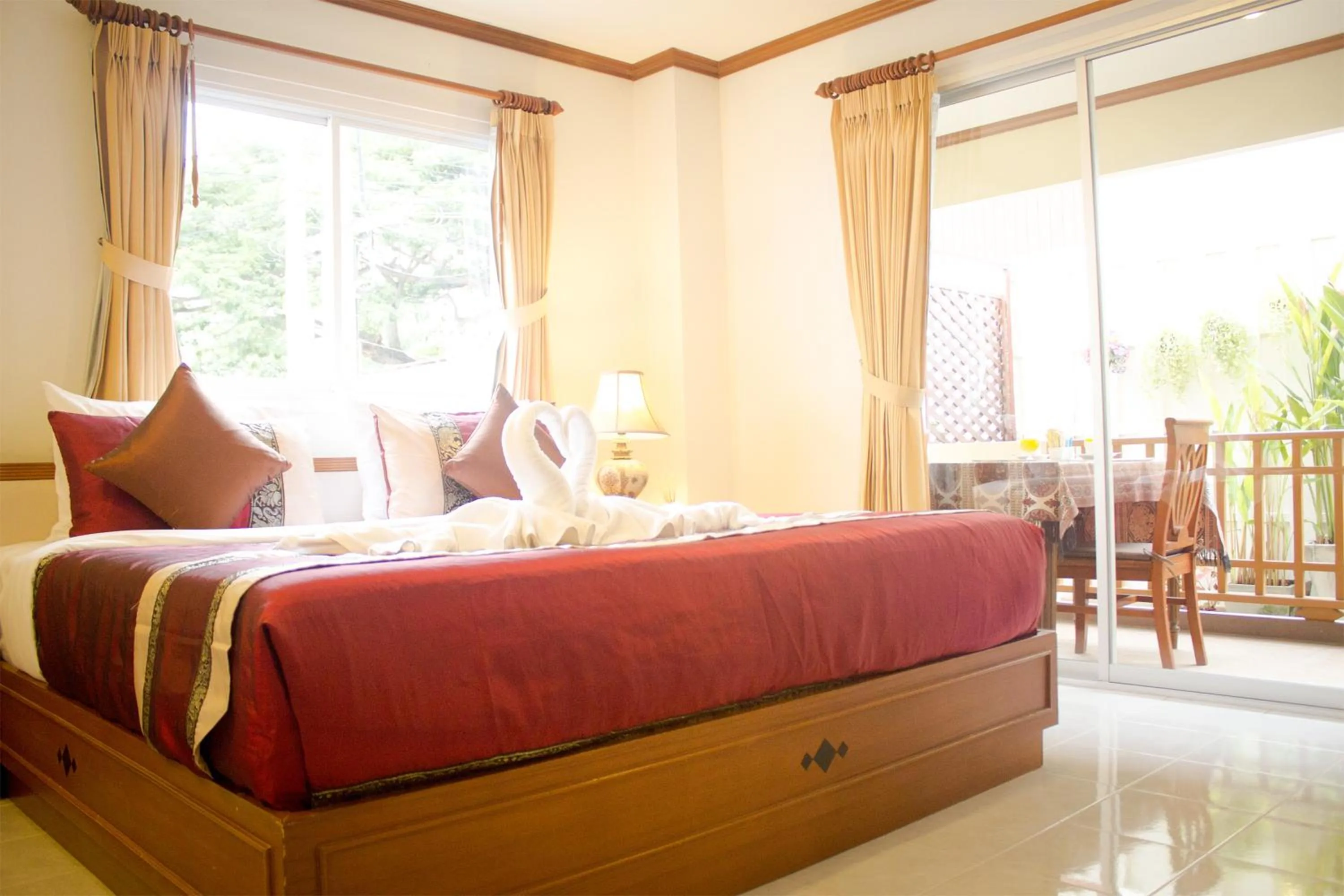 Property building, Bed in Hua Hin White Villa Hotel - SHA Certified