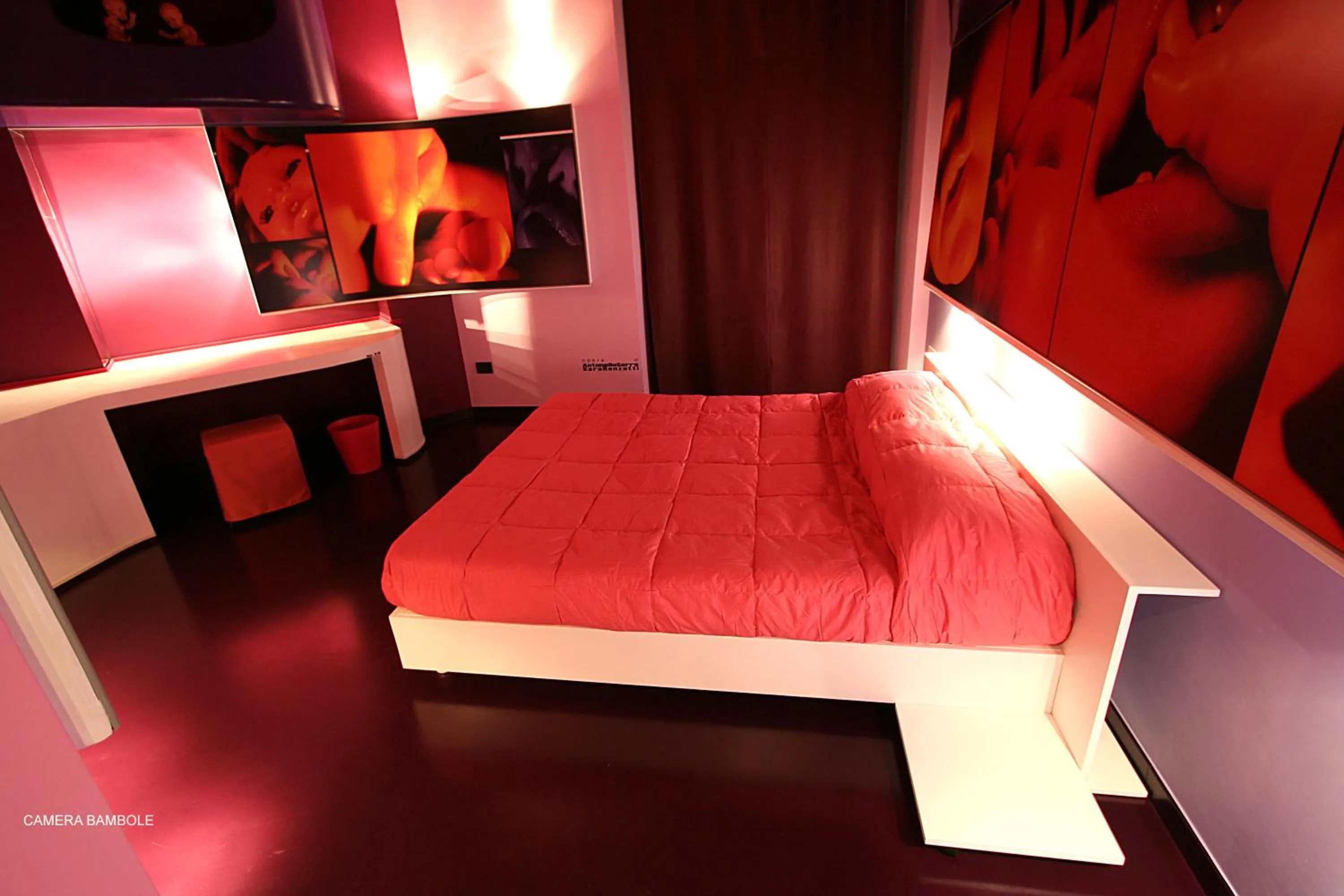 Photo of the whole room, Bed in Diecizero Affittacamere