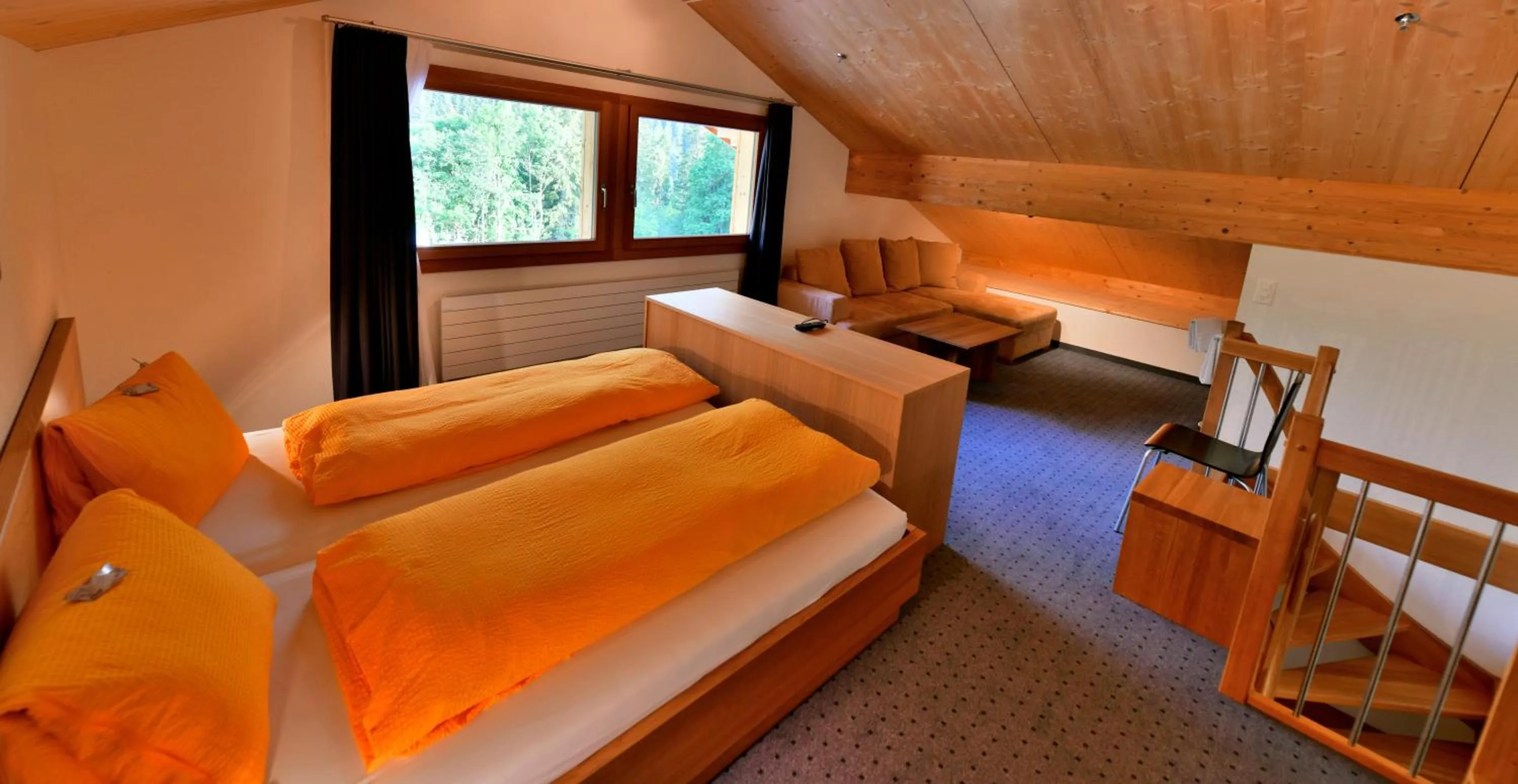 Photo of the whole room, Bed in Hotel Wetterhorn