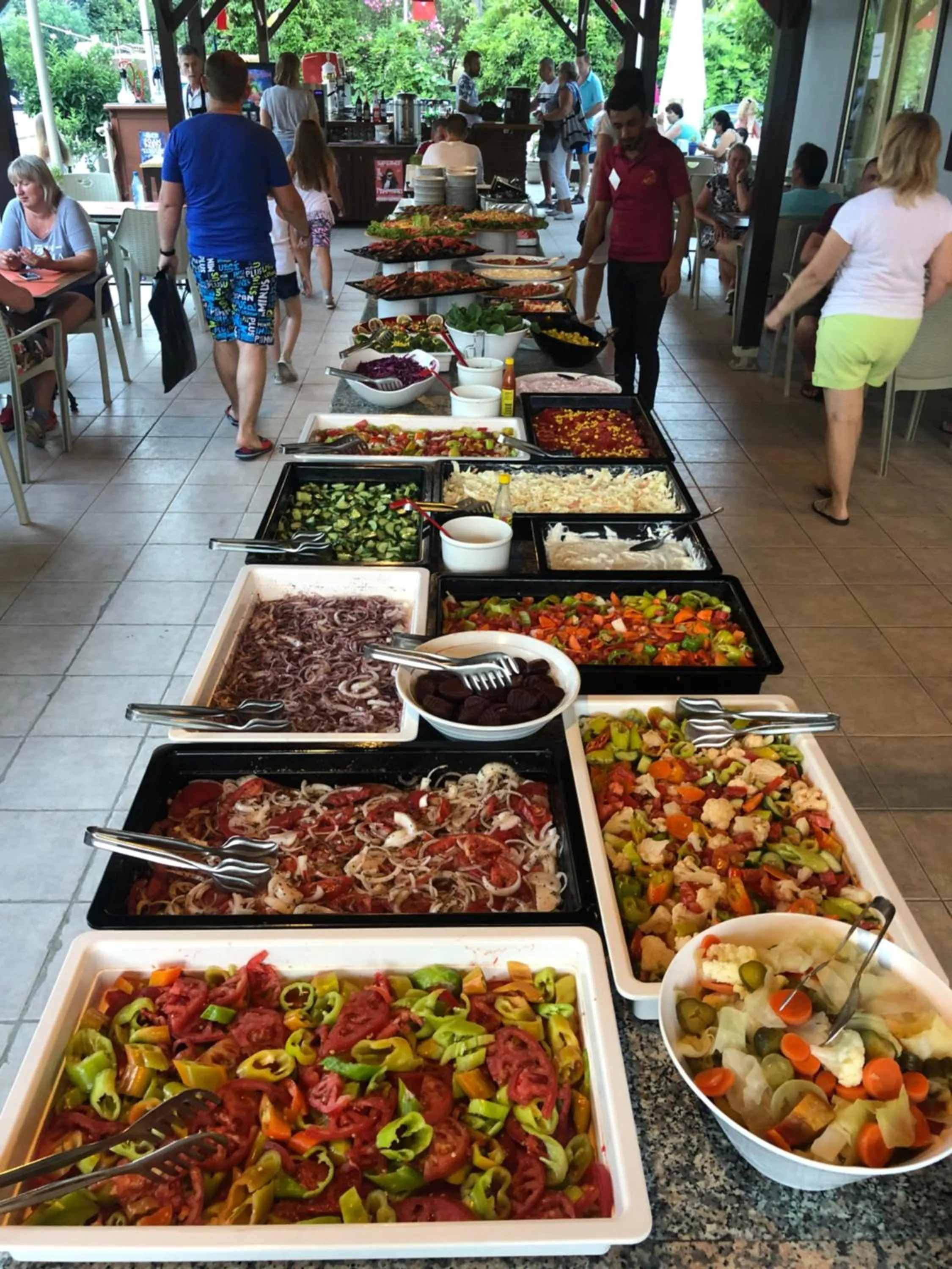 Restaurant/places to eat in Nar Hotel