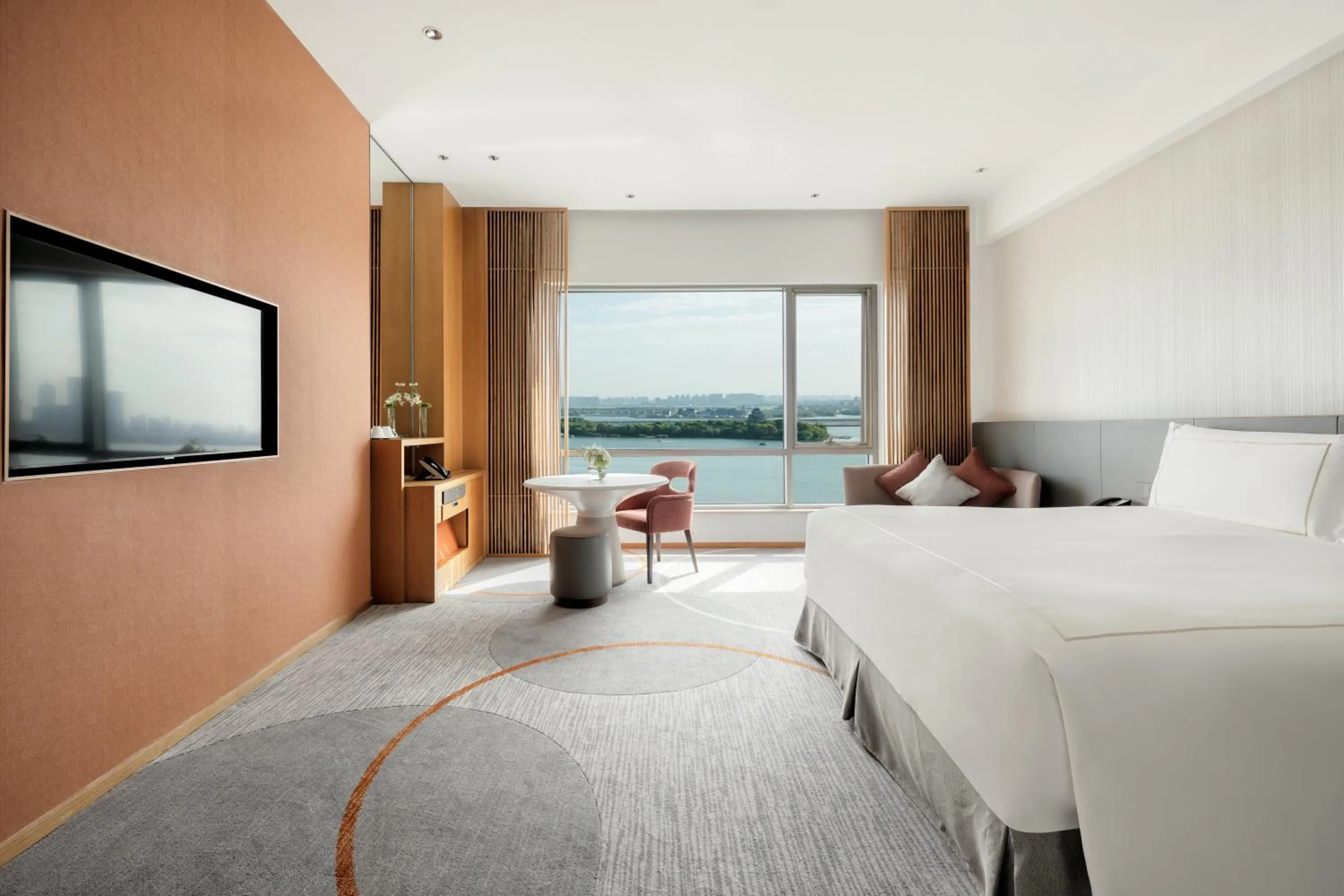 Bedroom, Bed in InterContinental Suzhou Hotel by IHG
