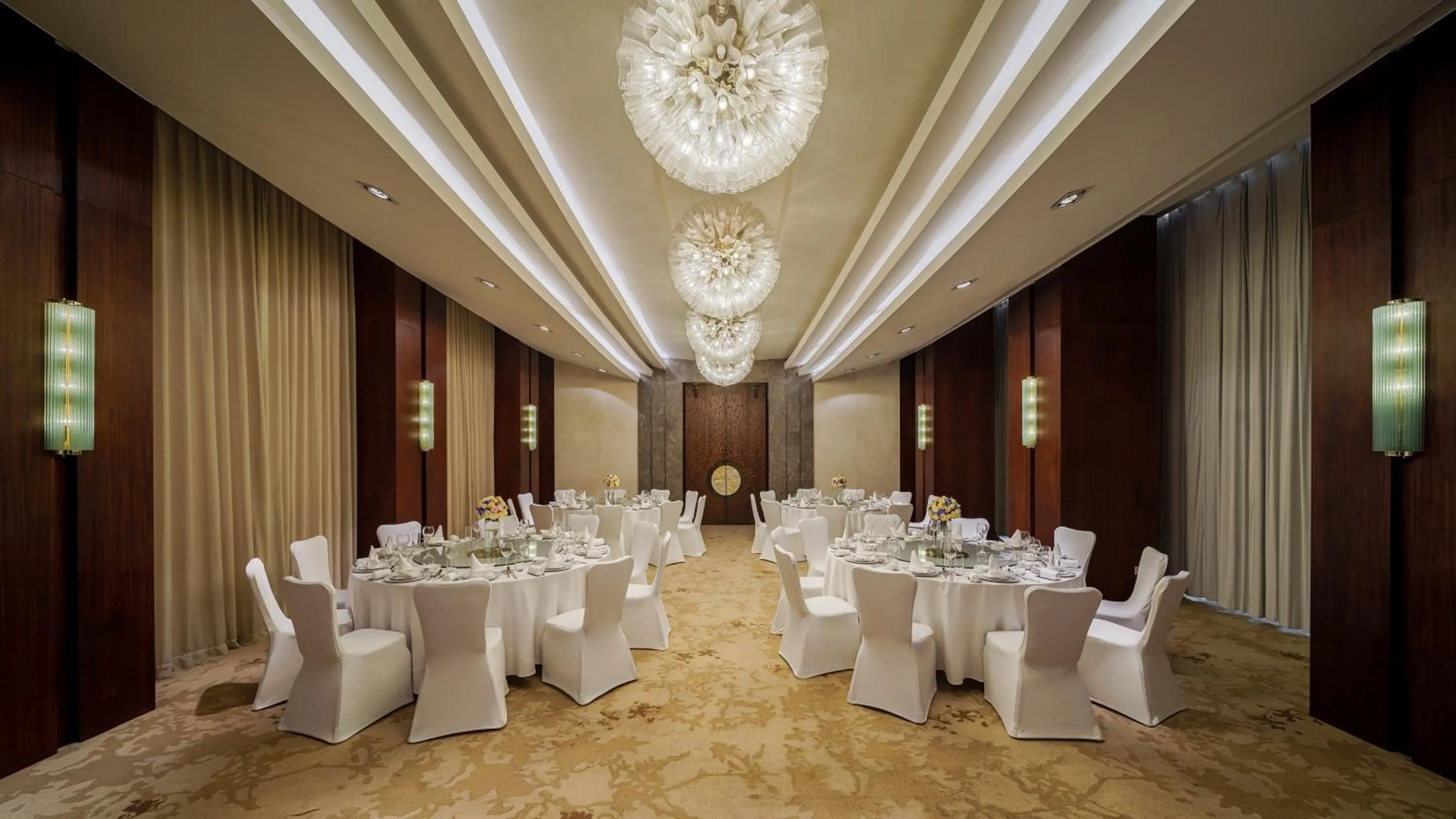 Meeting/conference room in InterContinental Suzhou Hotel by IHG