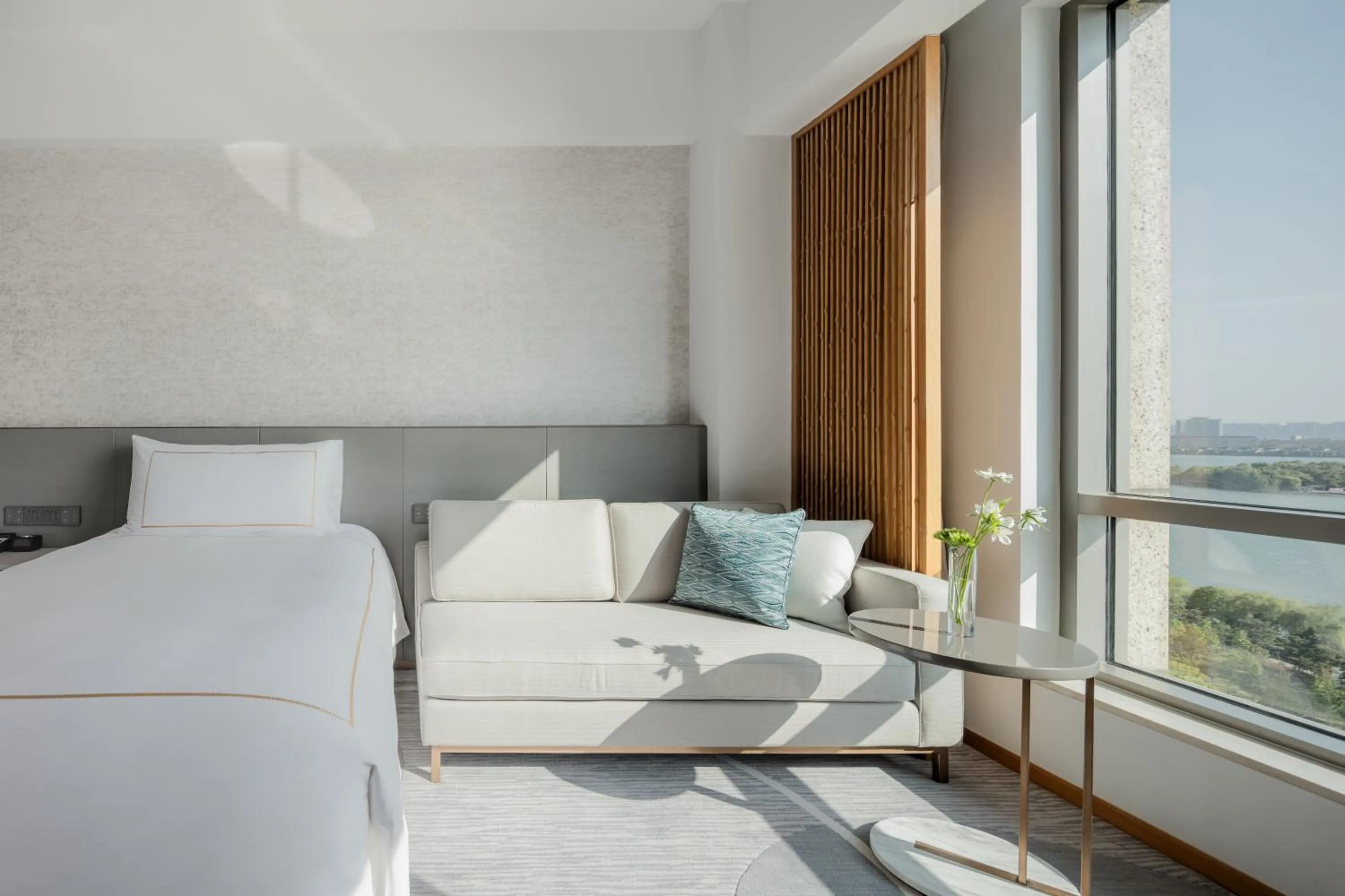 Bedroom, Bed in InterContinental Suzhou Hotel by IHG