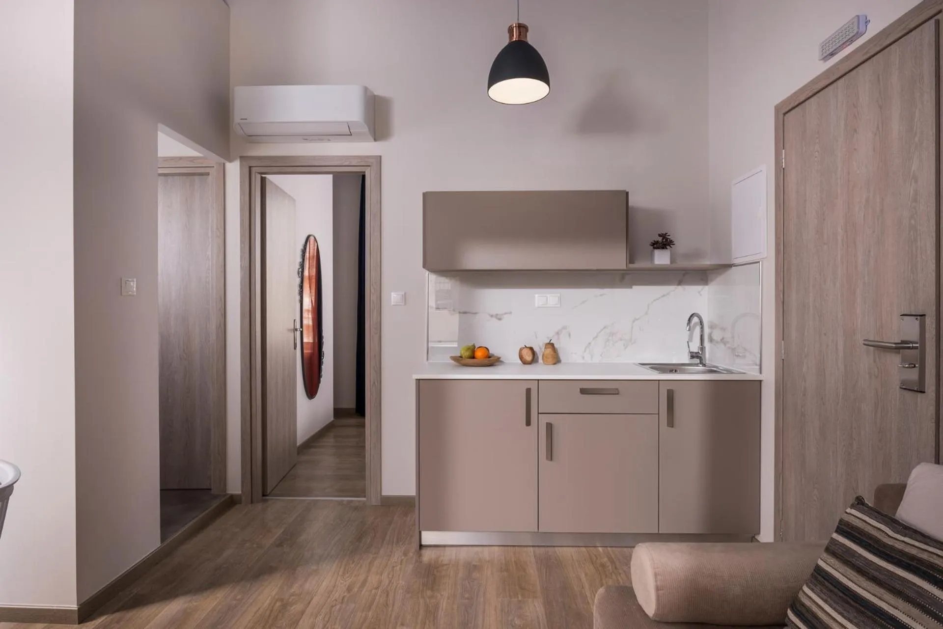 Kitchen or kitchenette in Camara Residence