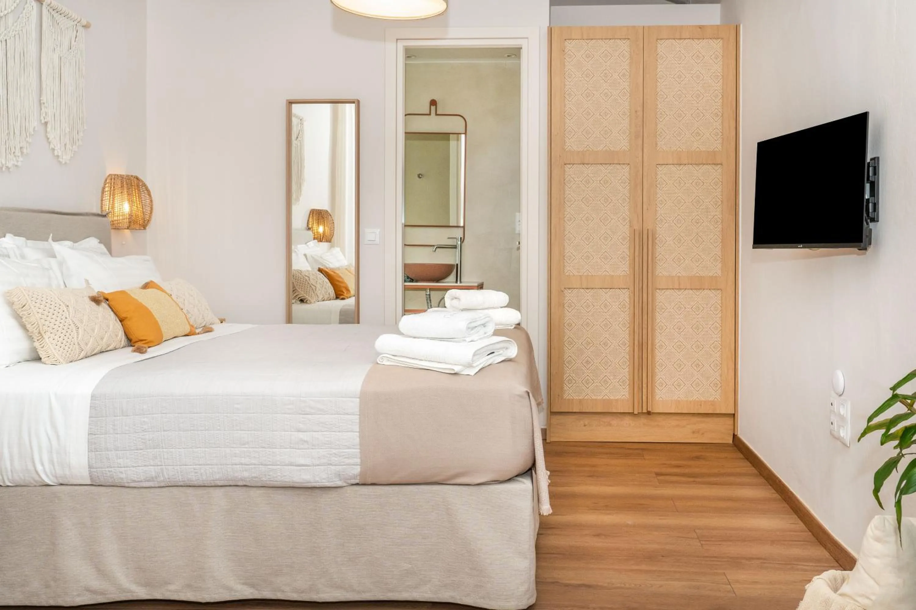 Bed in Camara Residence