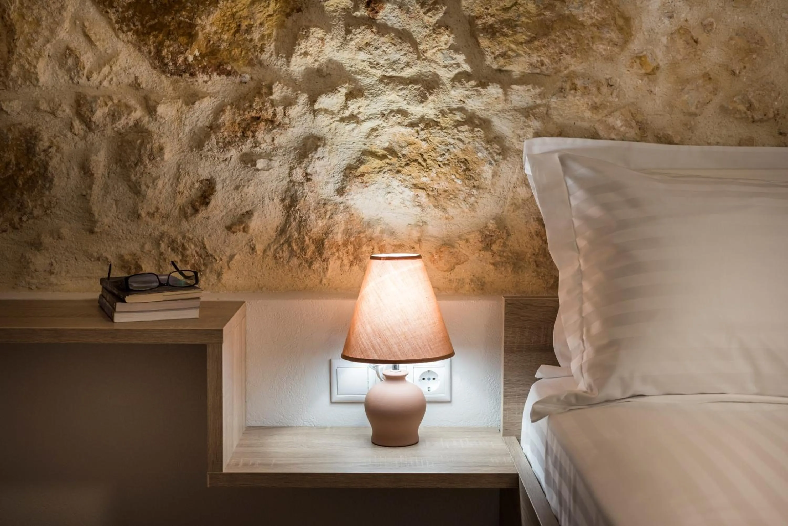 Bed in Camara Residence