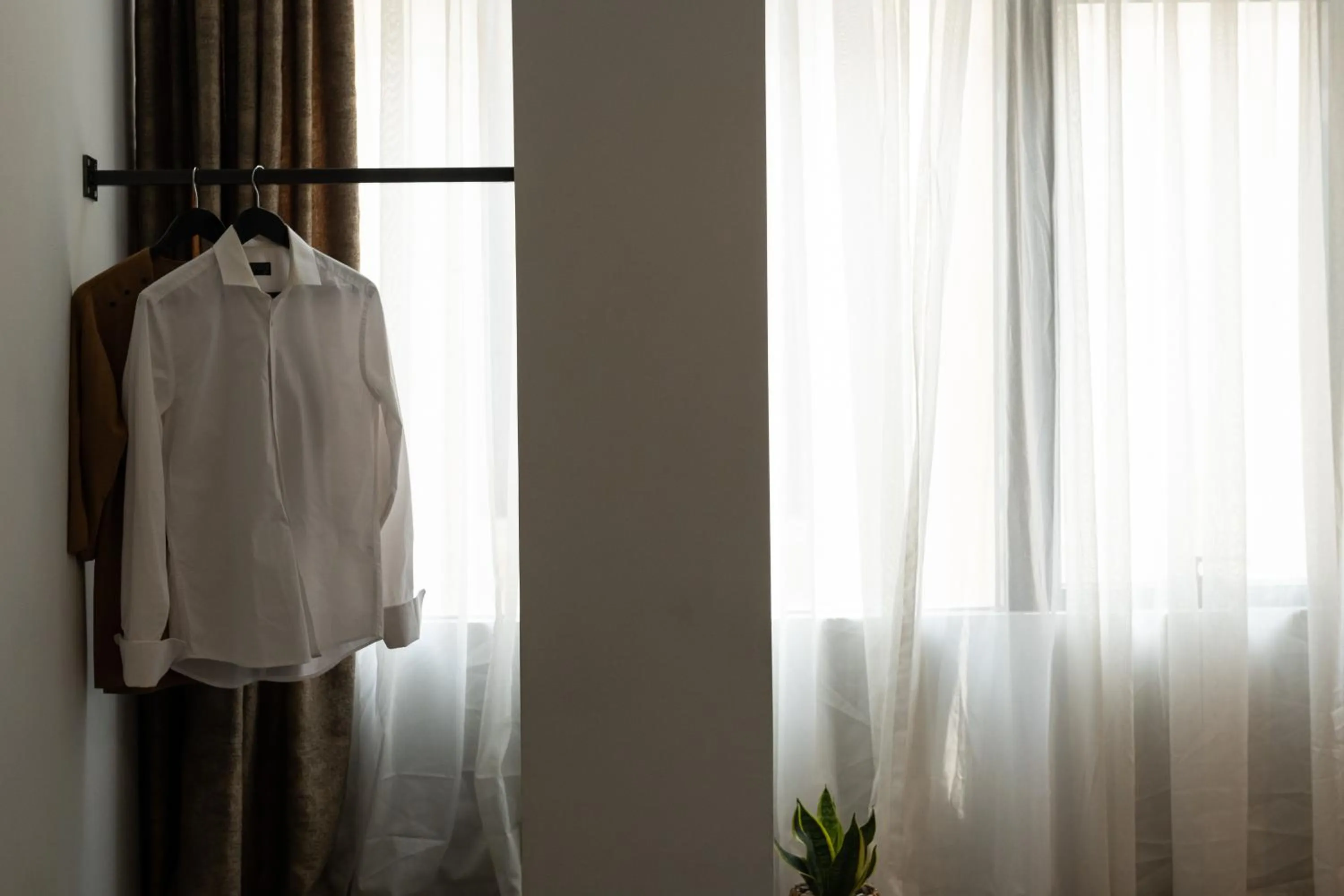 wardrobe in Enattica Monastiraki Living