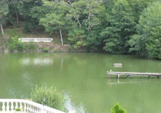 Facade/entrance in Les Etangs de Guibert