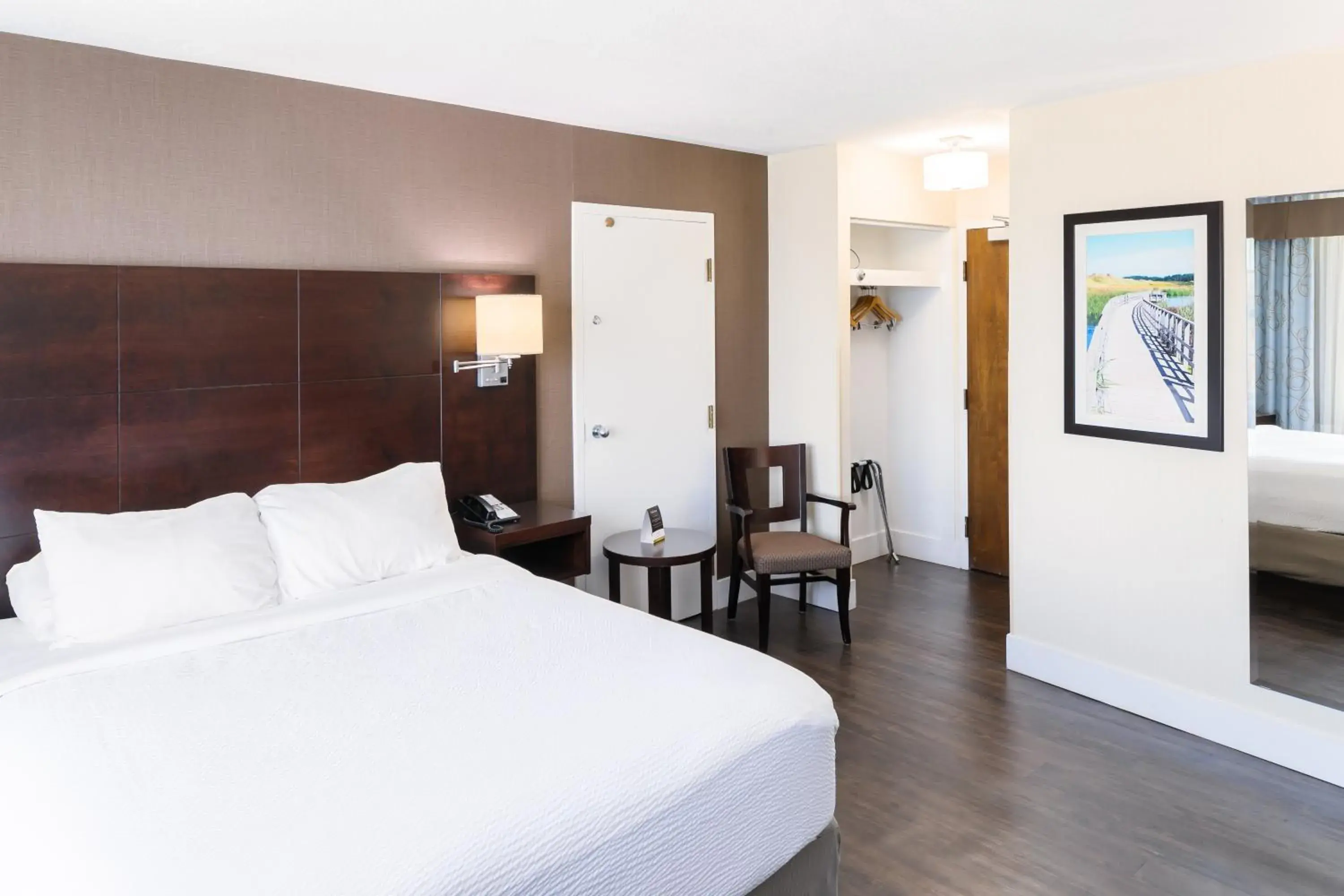 Standard King Room in Rodd Royalty Standard King Room in Rodd Royalty