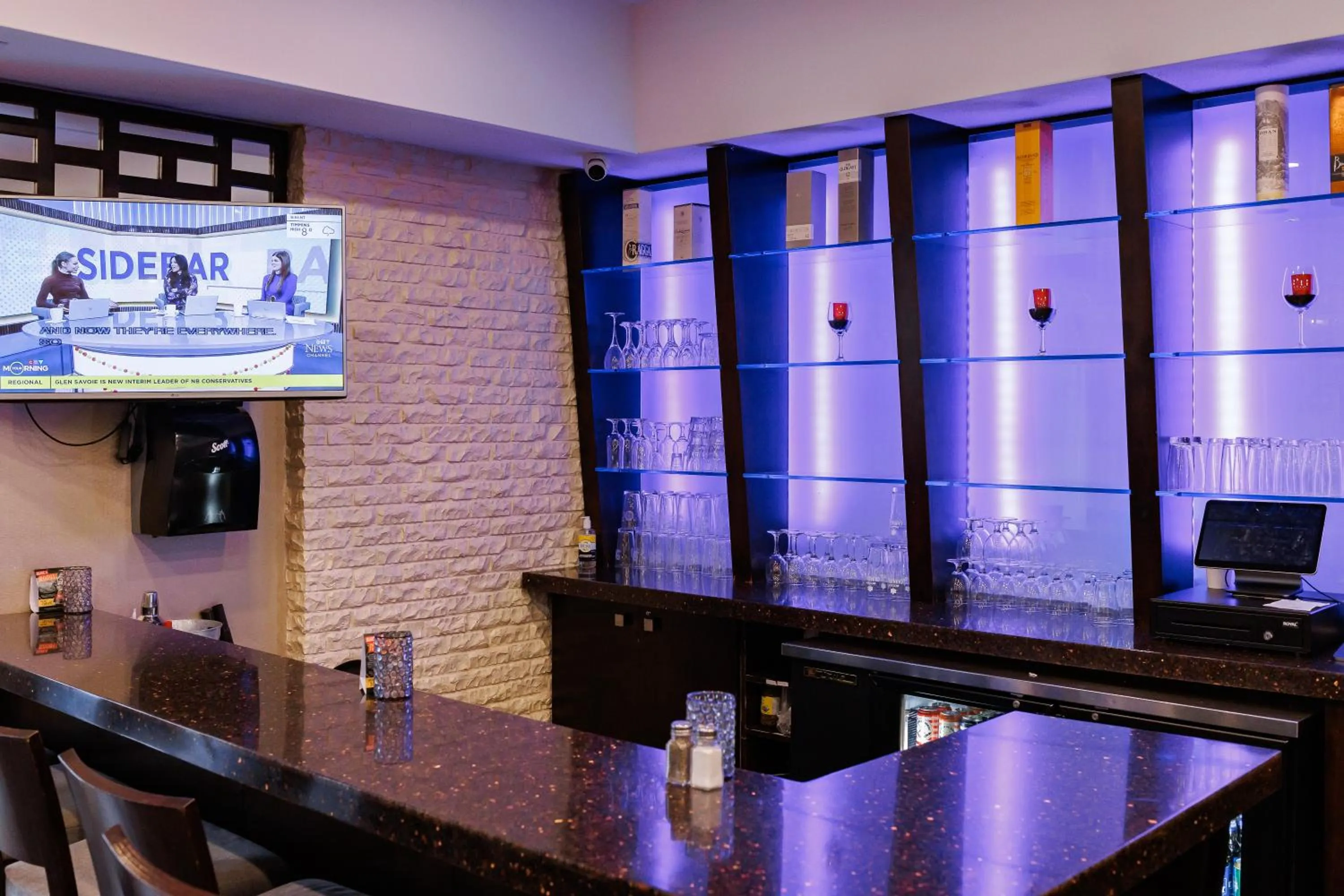 Restaurant/places to eat in Rodd Royalty