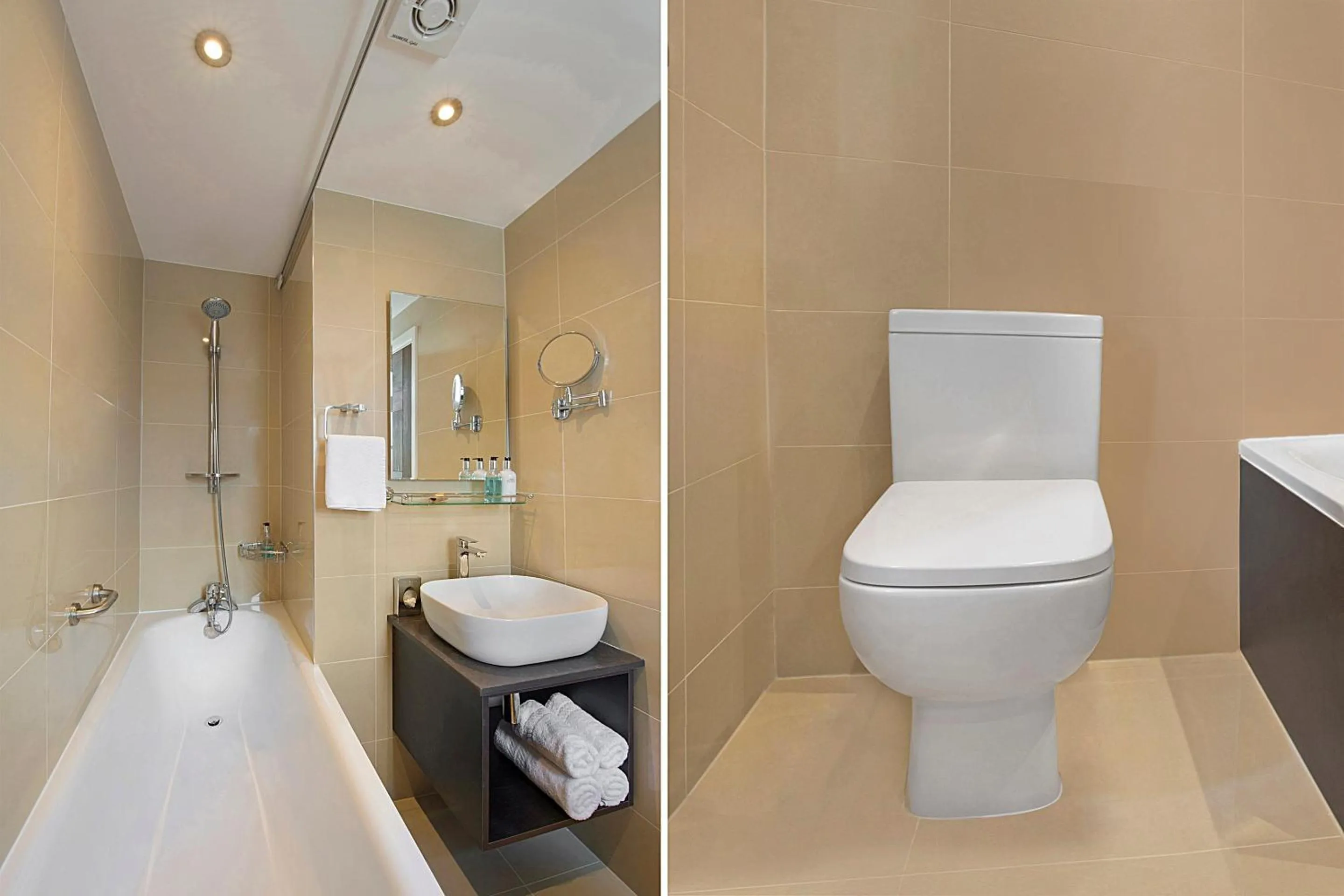 Bathroom in OYO Townhouse 30 Sussex Hotel, London Paddington