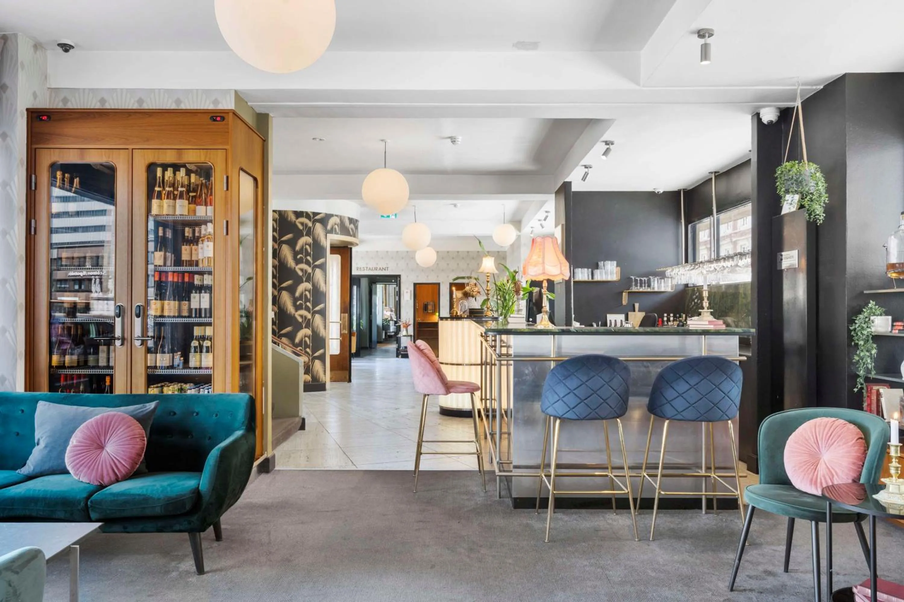 Lounge or bar in Hotel Astoria, Best Western Signature Collection