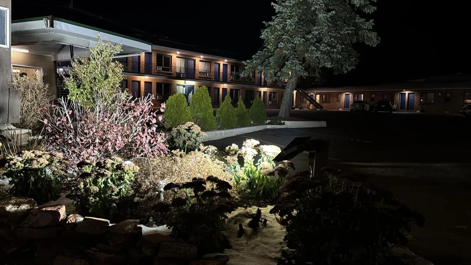 Property building in Inn On Pim