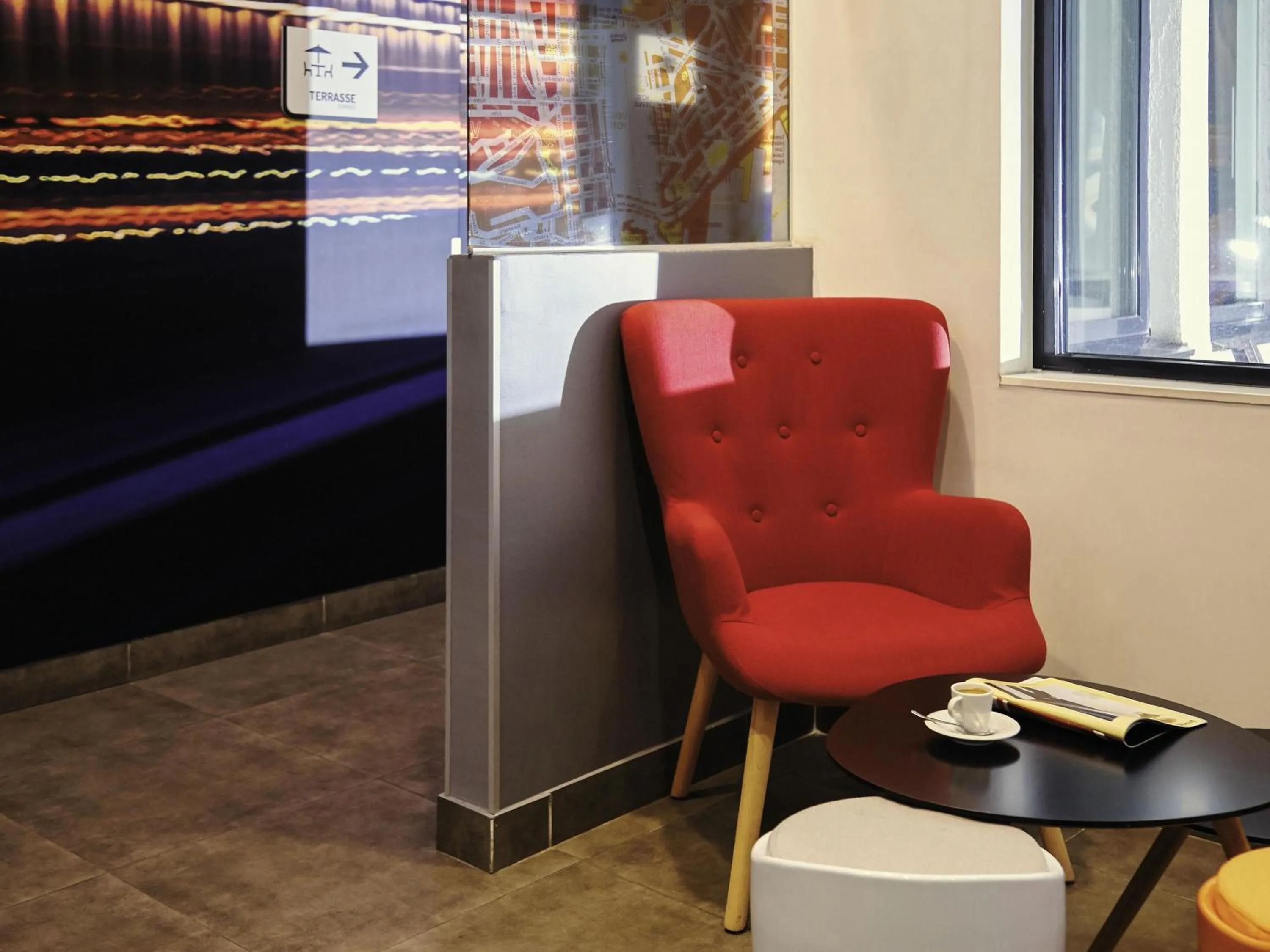 Lounge or bar in ibis Styles Marseille Gare Saint-Charles