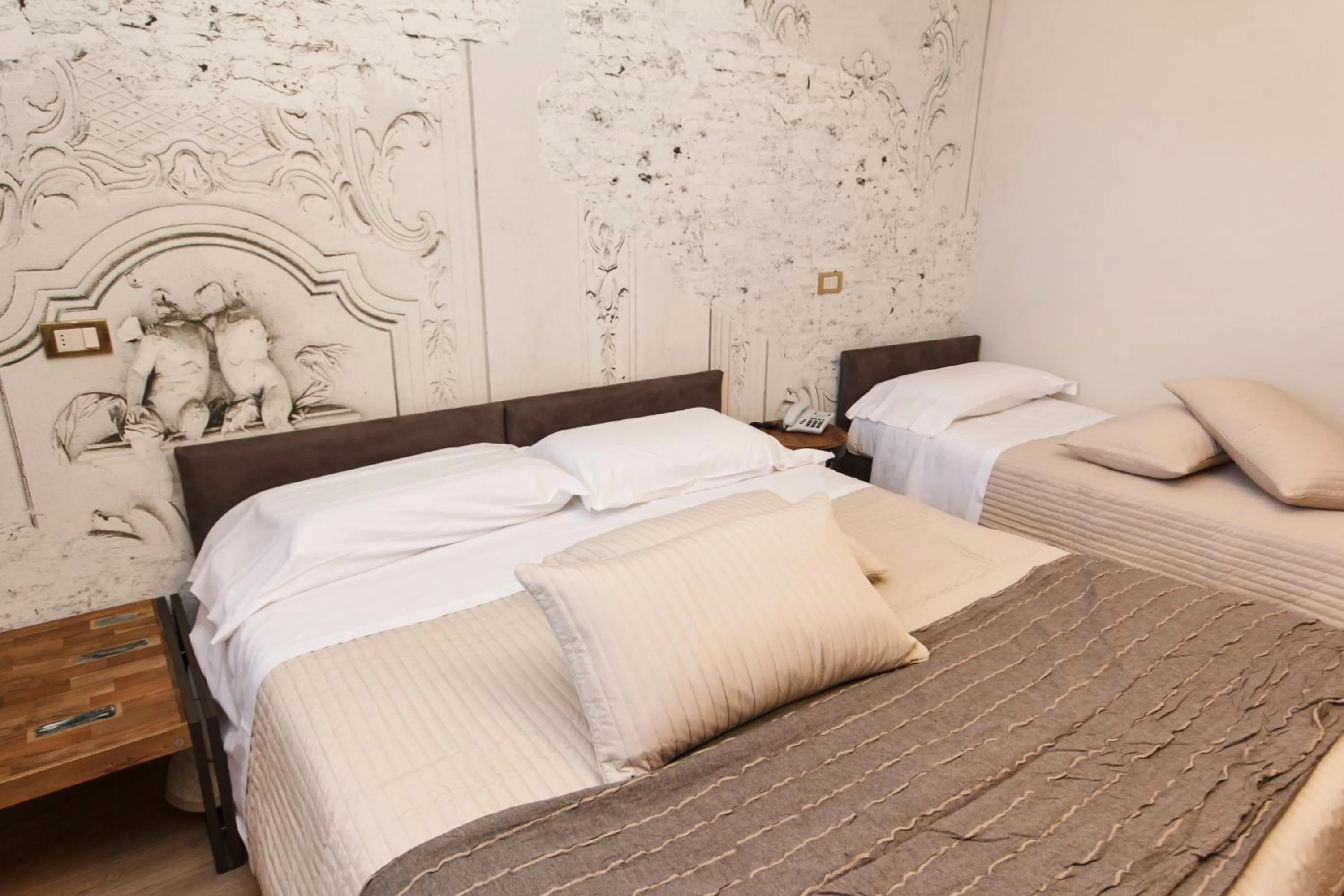 Bedroom, Bed in AgriHotel Villa Ambra