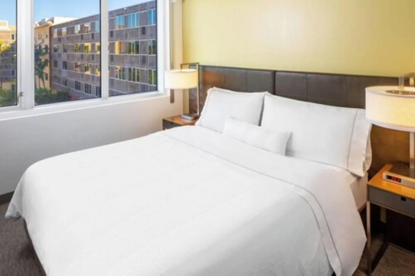 Bed in Element Miami International Airport