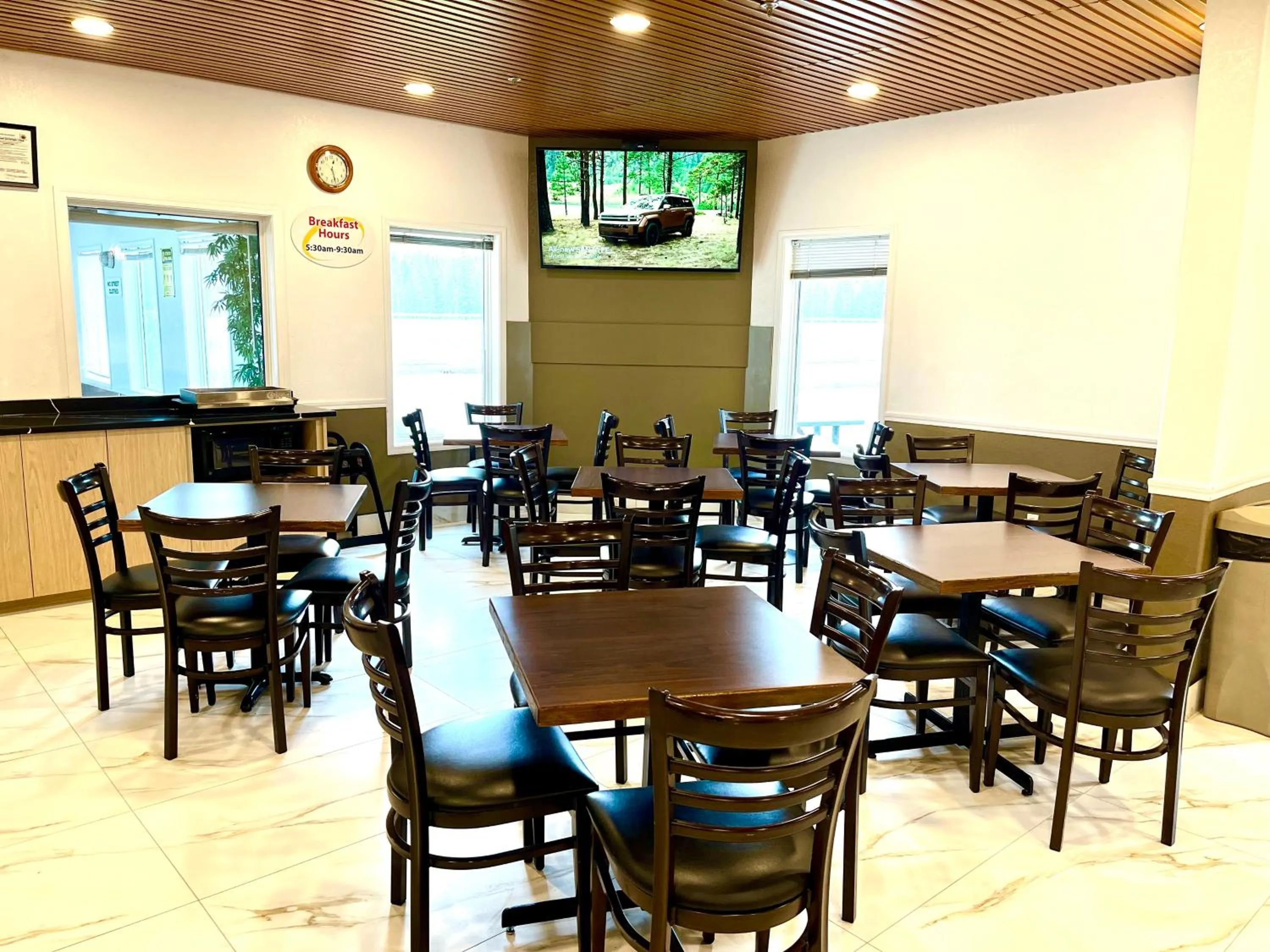 Breakfast in Super 8 by Wyndham Hinton