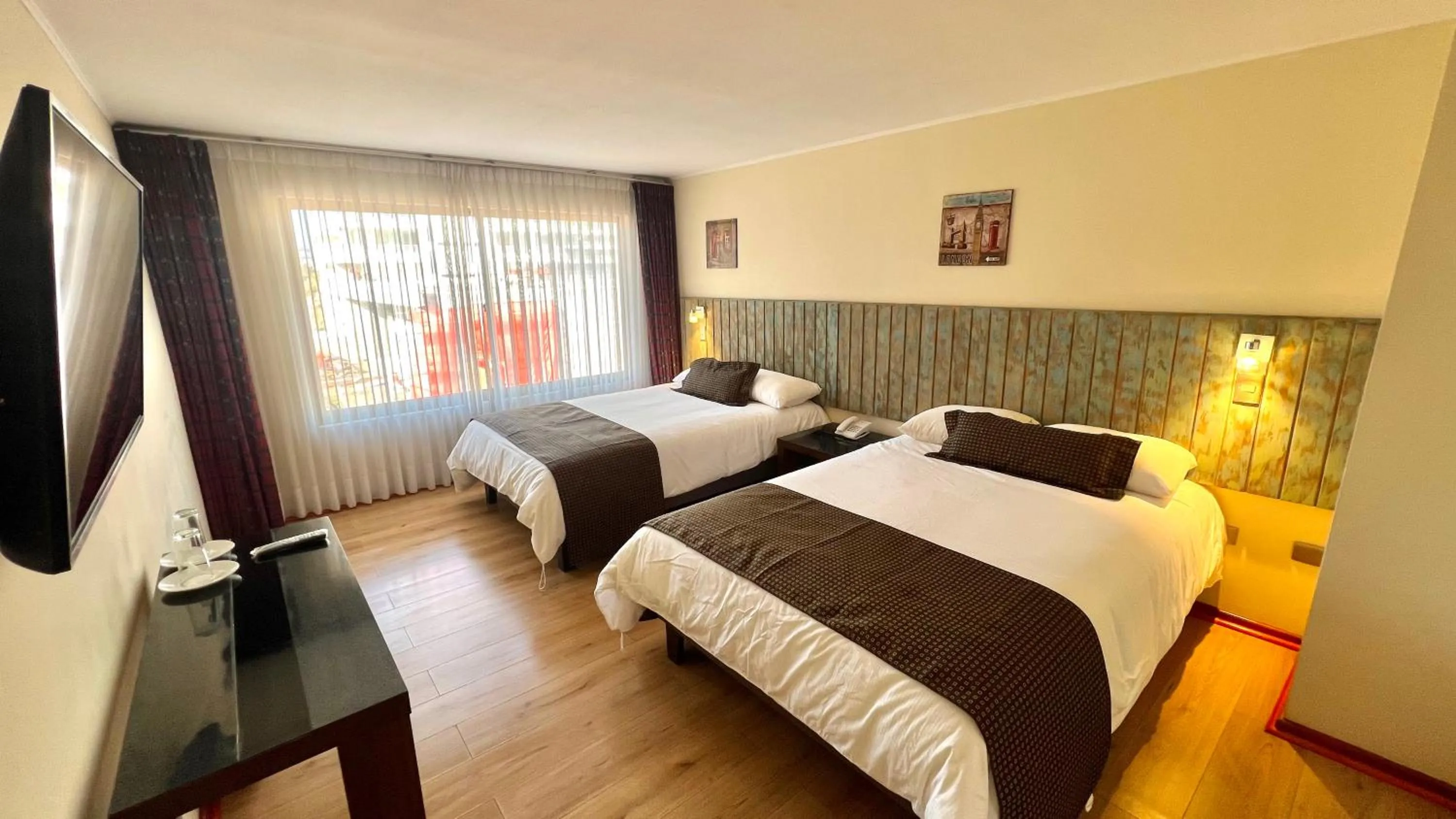 TV and multimedia, Bed in Hotel Canto del Mar