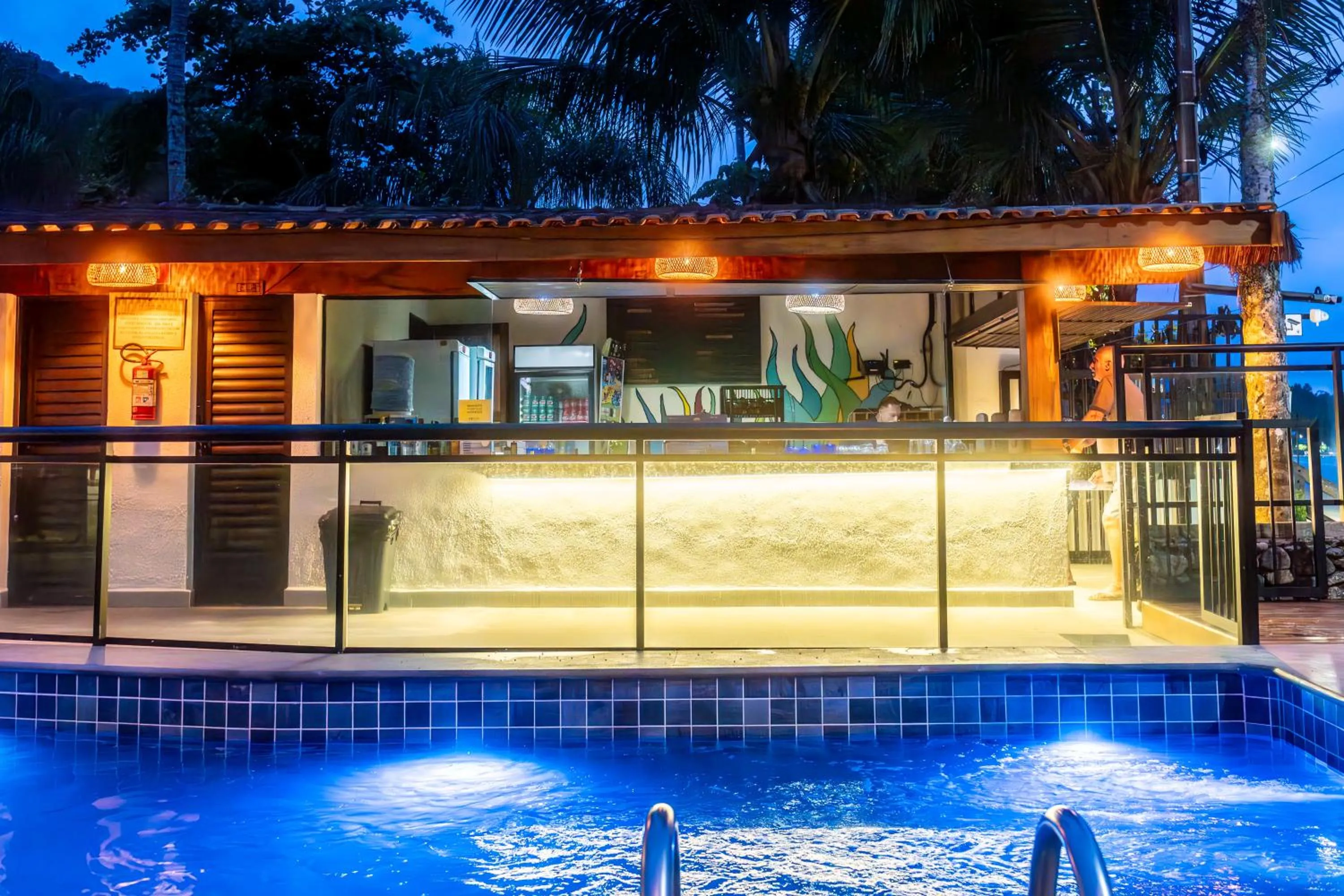 Swimming pool in Mar e Praia Hotel