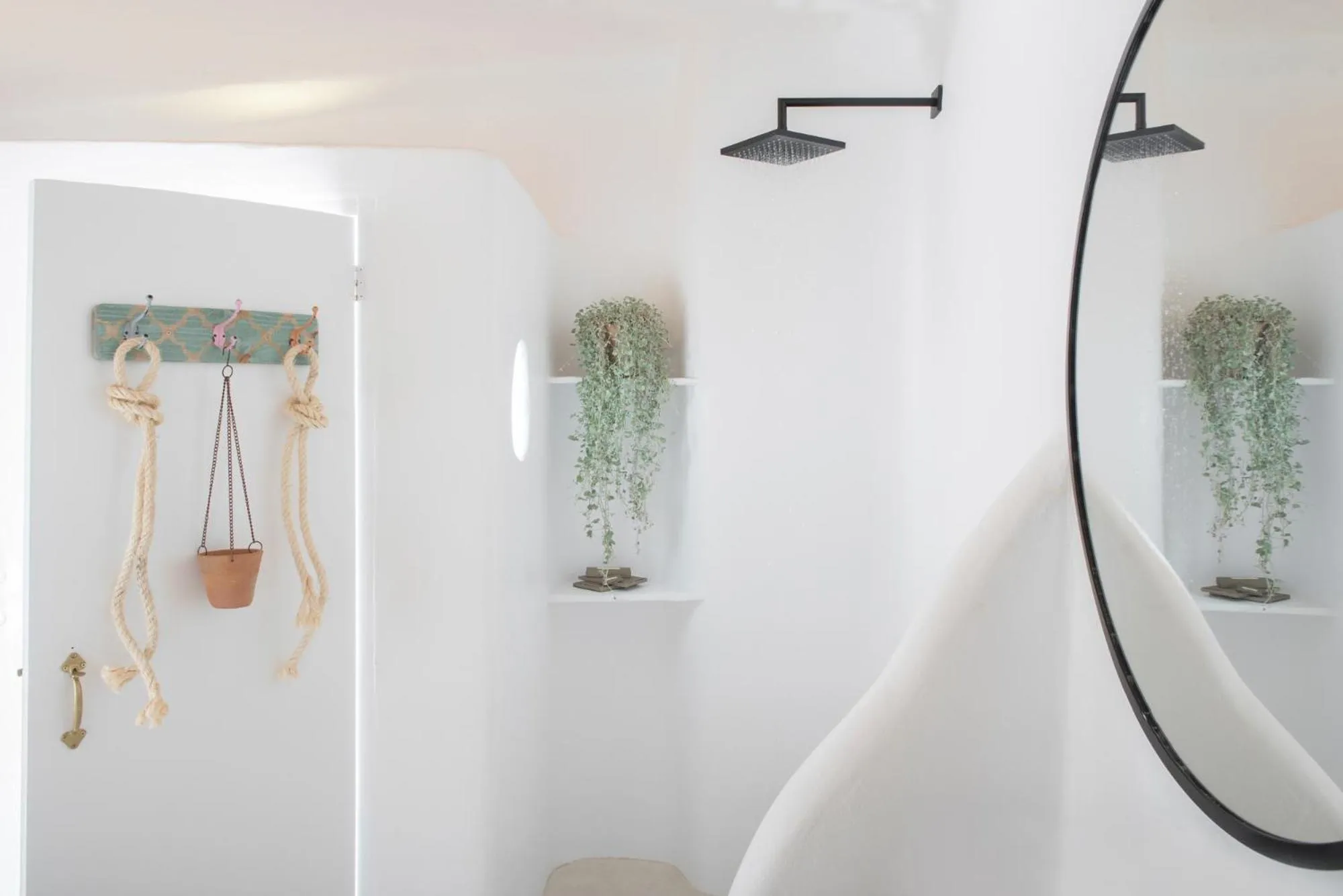 Shower in Sophia Boutique Hotel