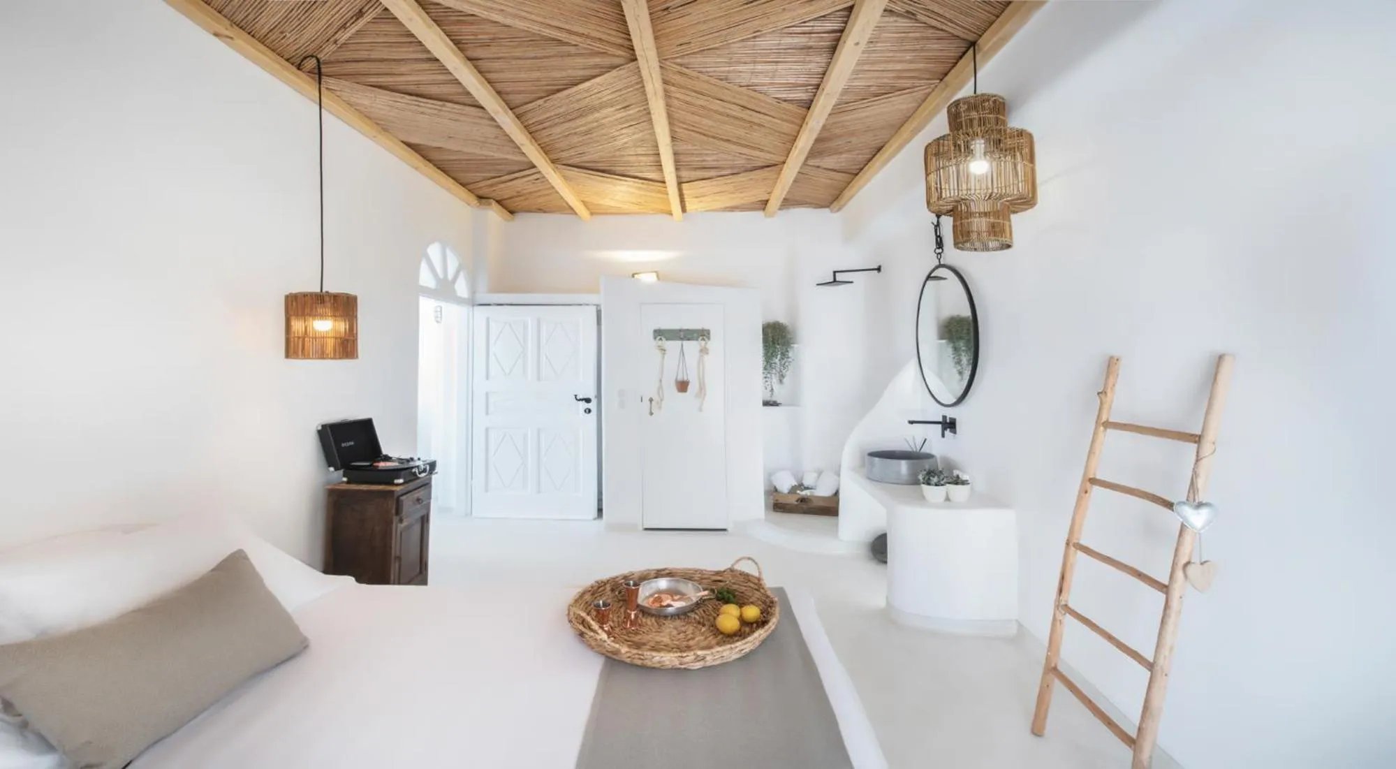 Photo of the whole room, Bed in Sophia Boutique Hotel