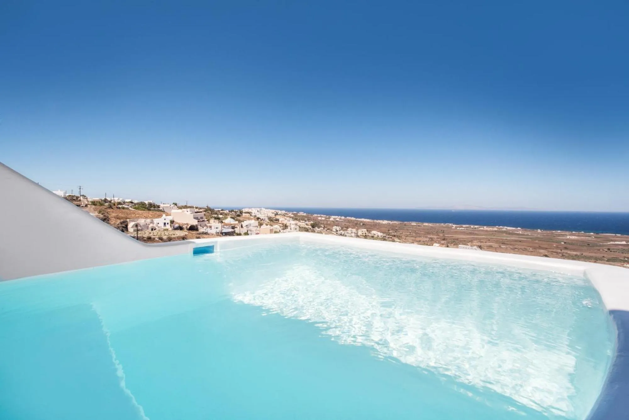 Swimming pool in Sophia Boutique Hotel