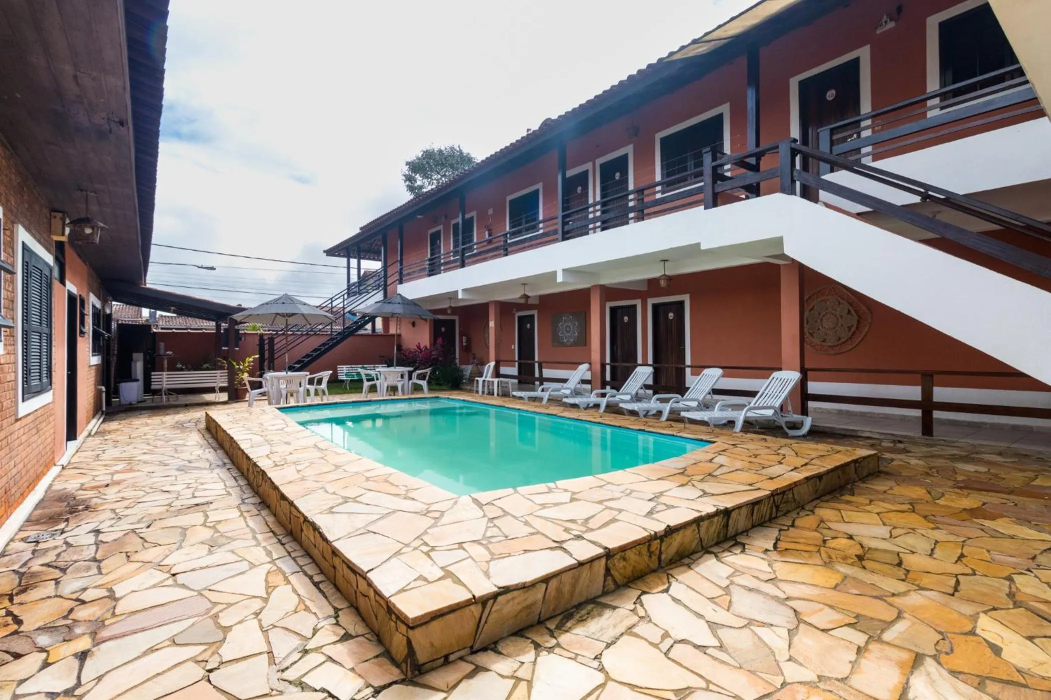 Property building in HOTELARE Pousada Bóra Morá