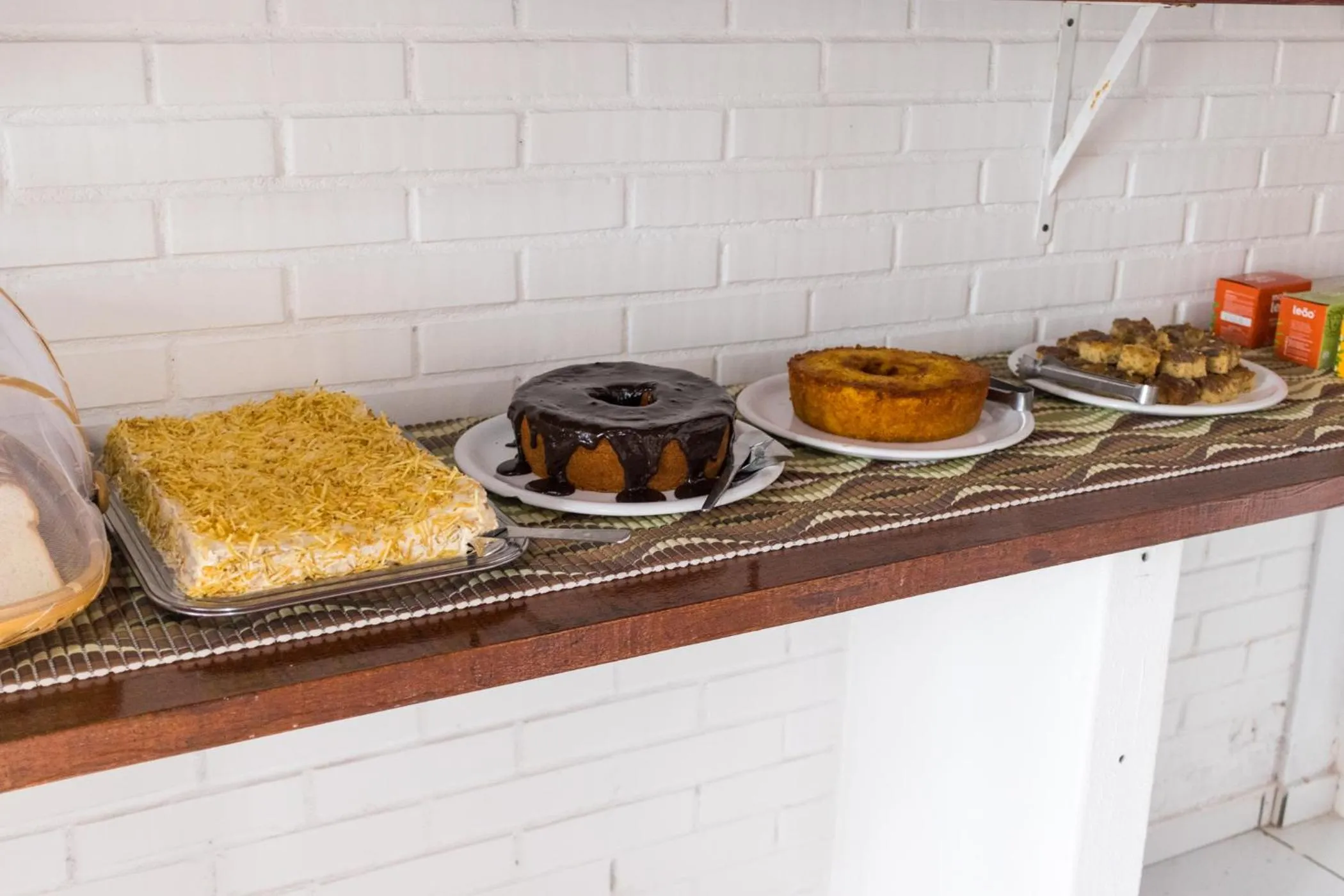 Food in HOTELARE Pousada Bóra Morá