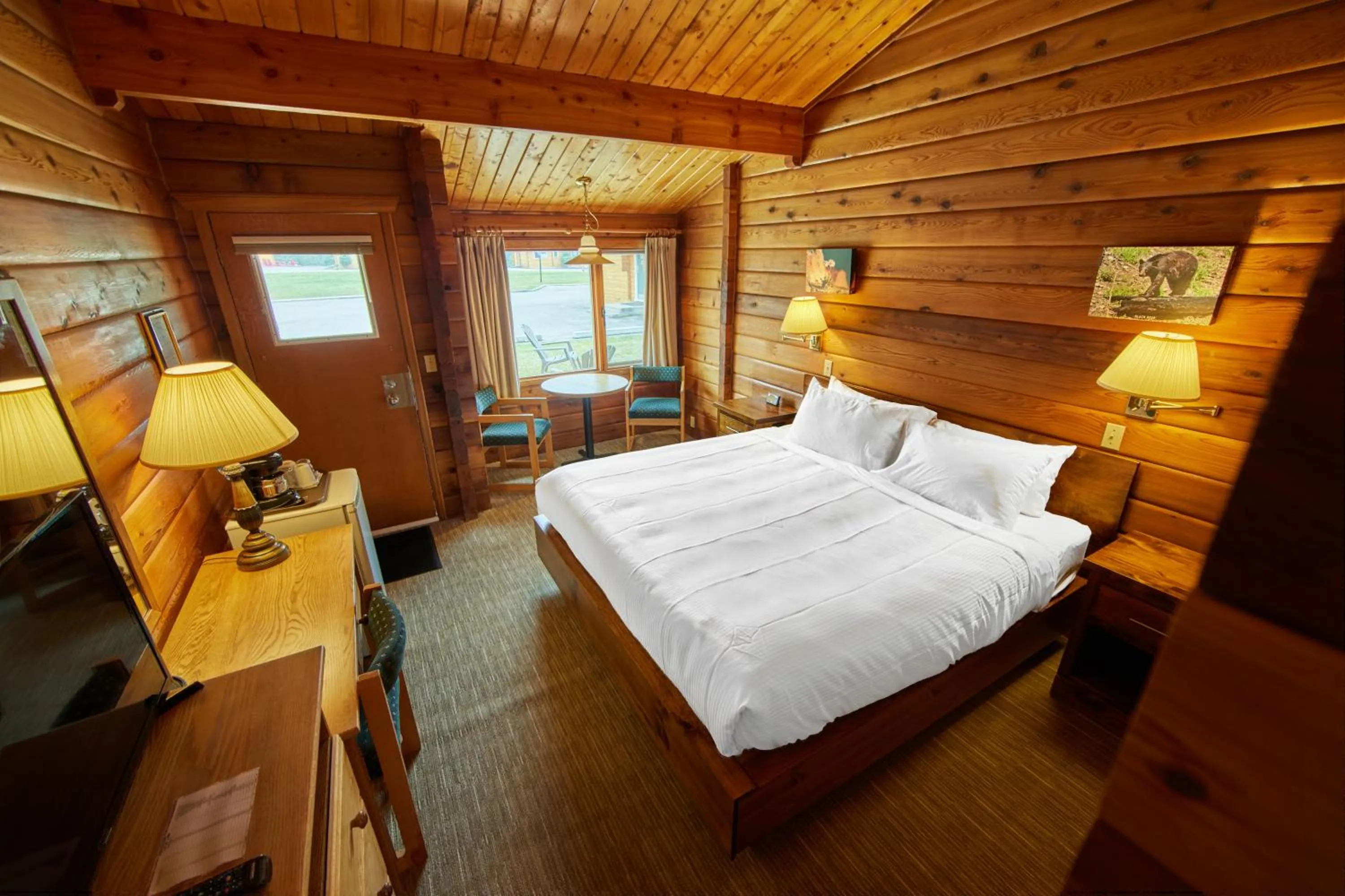 Jasper House Bungalows