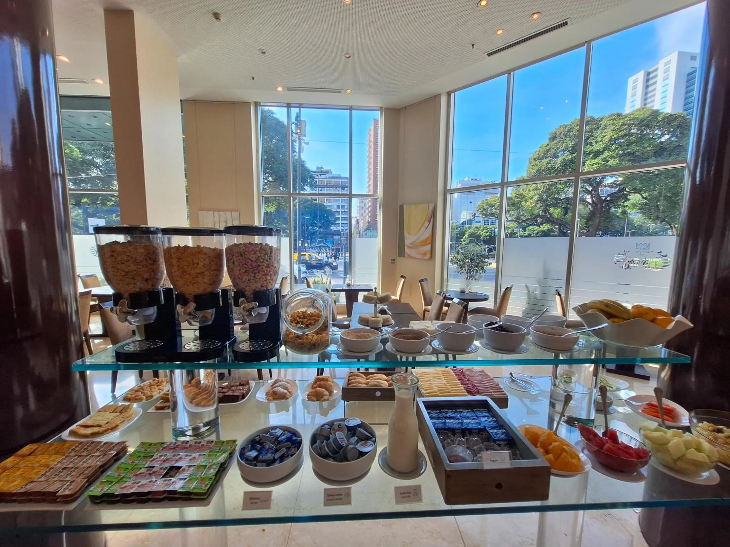 Breakfast in Eurobuilding Hotel Boutique Buenos Aires