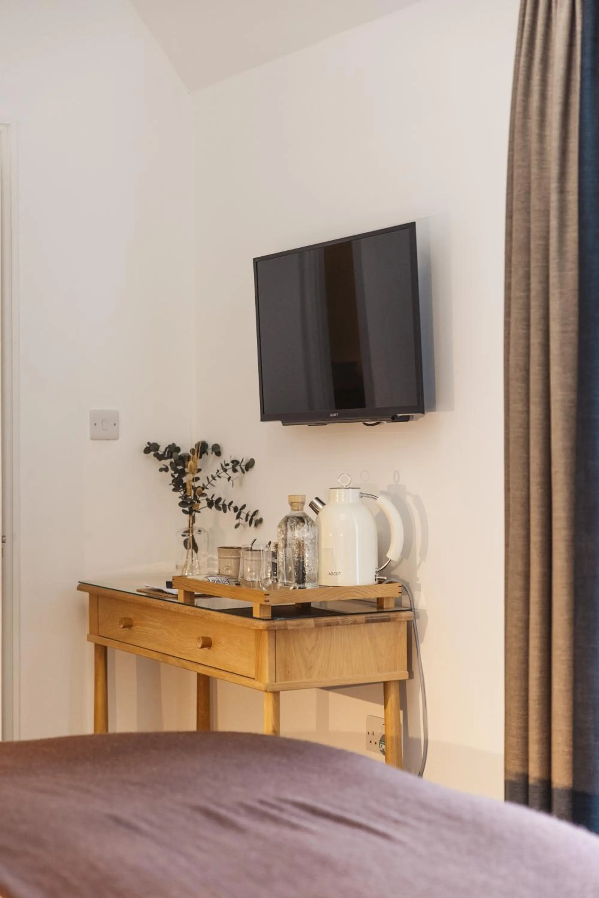 TV and multimedia in Isle of Raasay Distillery