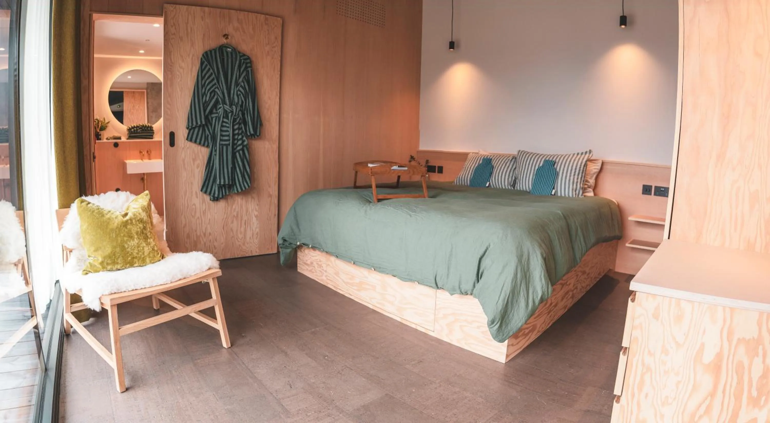 Bed in Isle of Raasay Distillery