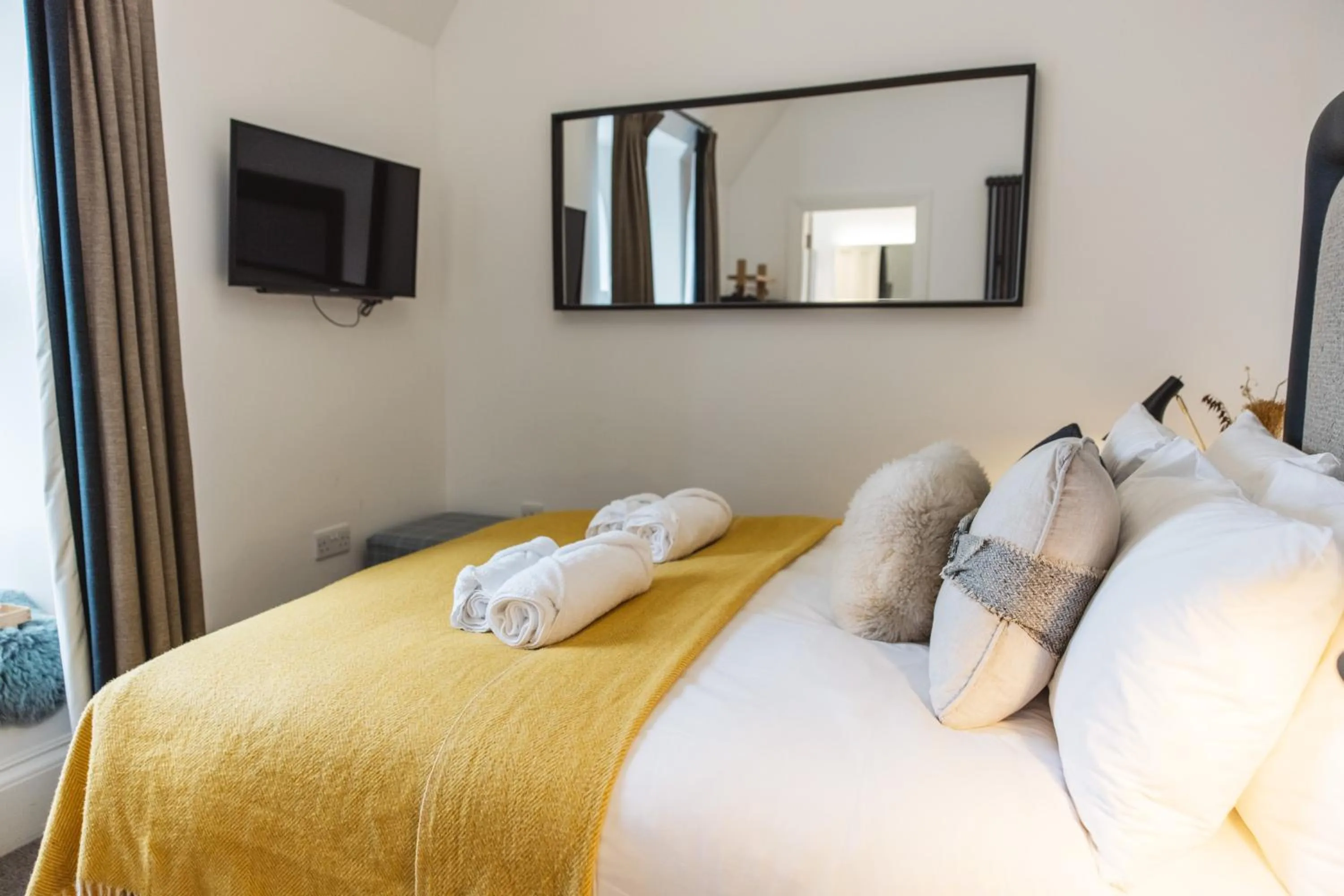 Bed in Isle of Raasay Distillery