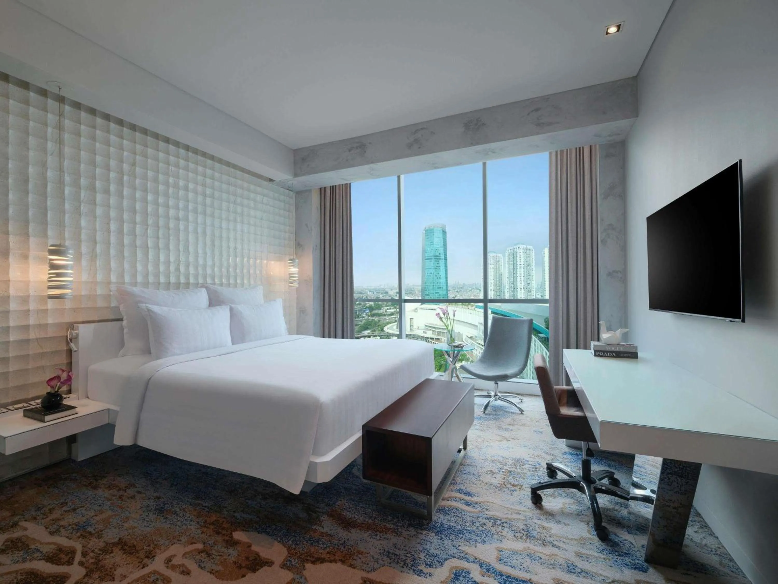 Bedroom, Bed in Pullman Jakarta Central Park