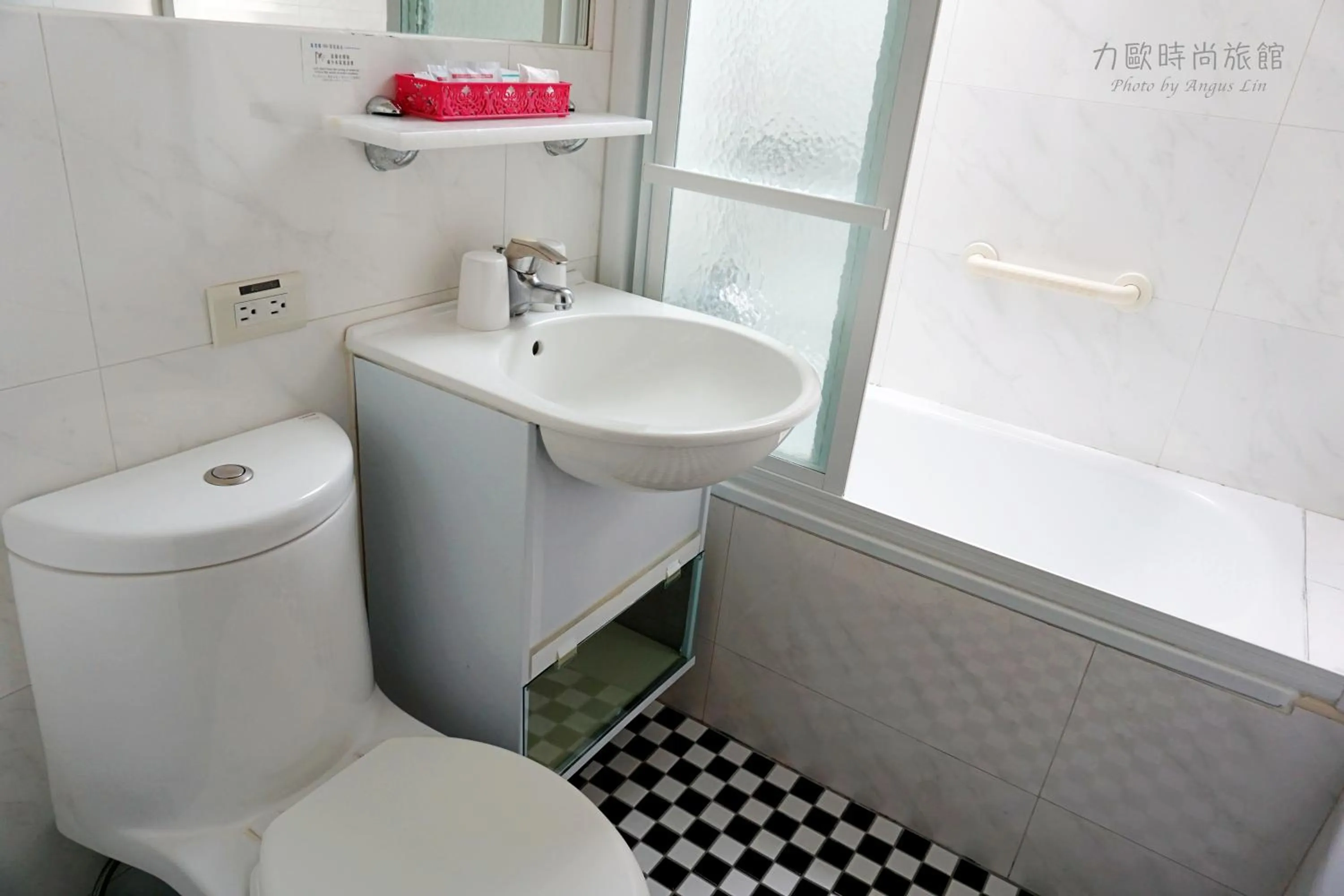 Lio Hotel - Taipei Main Station