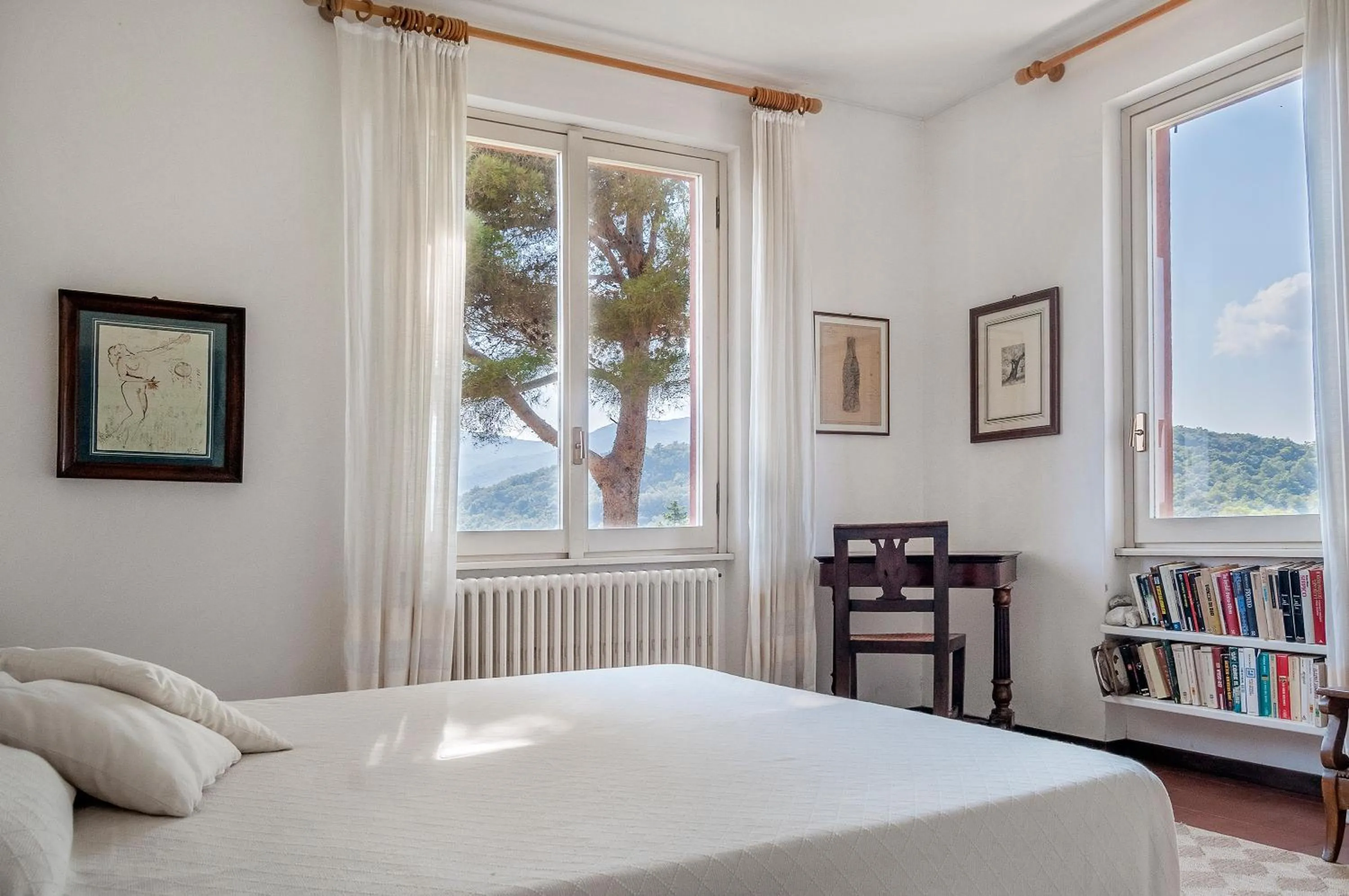 Three-Bedroom Apartment with Water View in Il Grifo - Cozy house, wonderful view