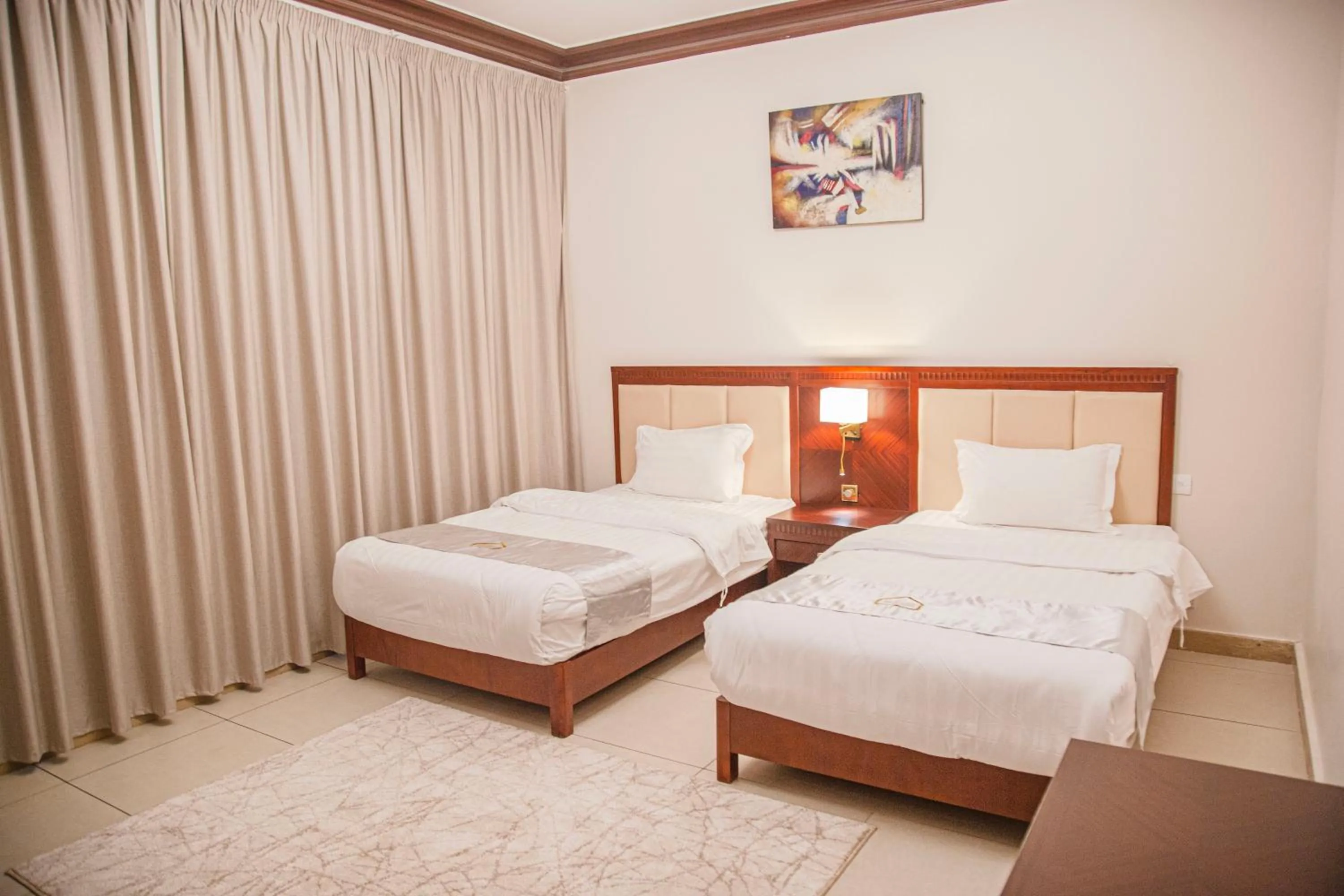 children, Bed in أورانس العالمية - Orans Suites