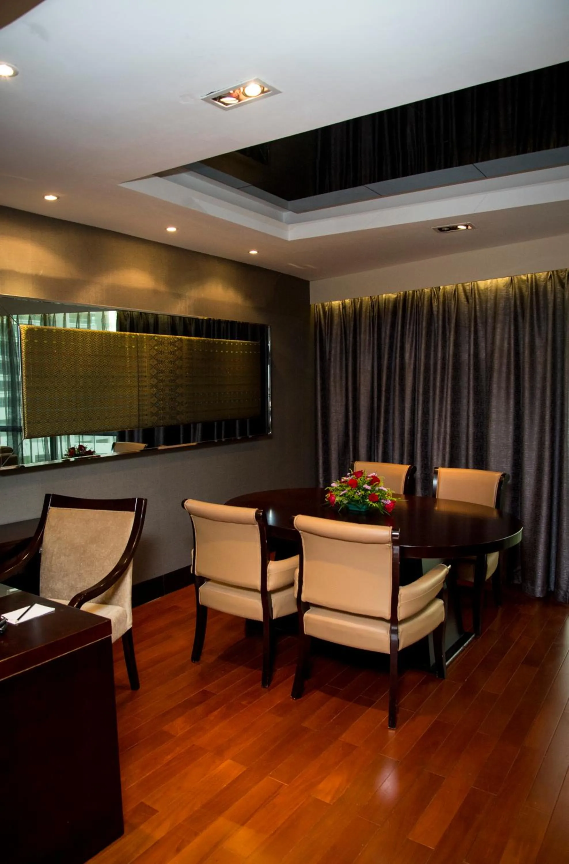 Ming Garden Hotel & Residences