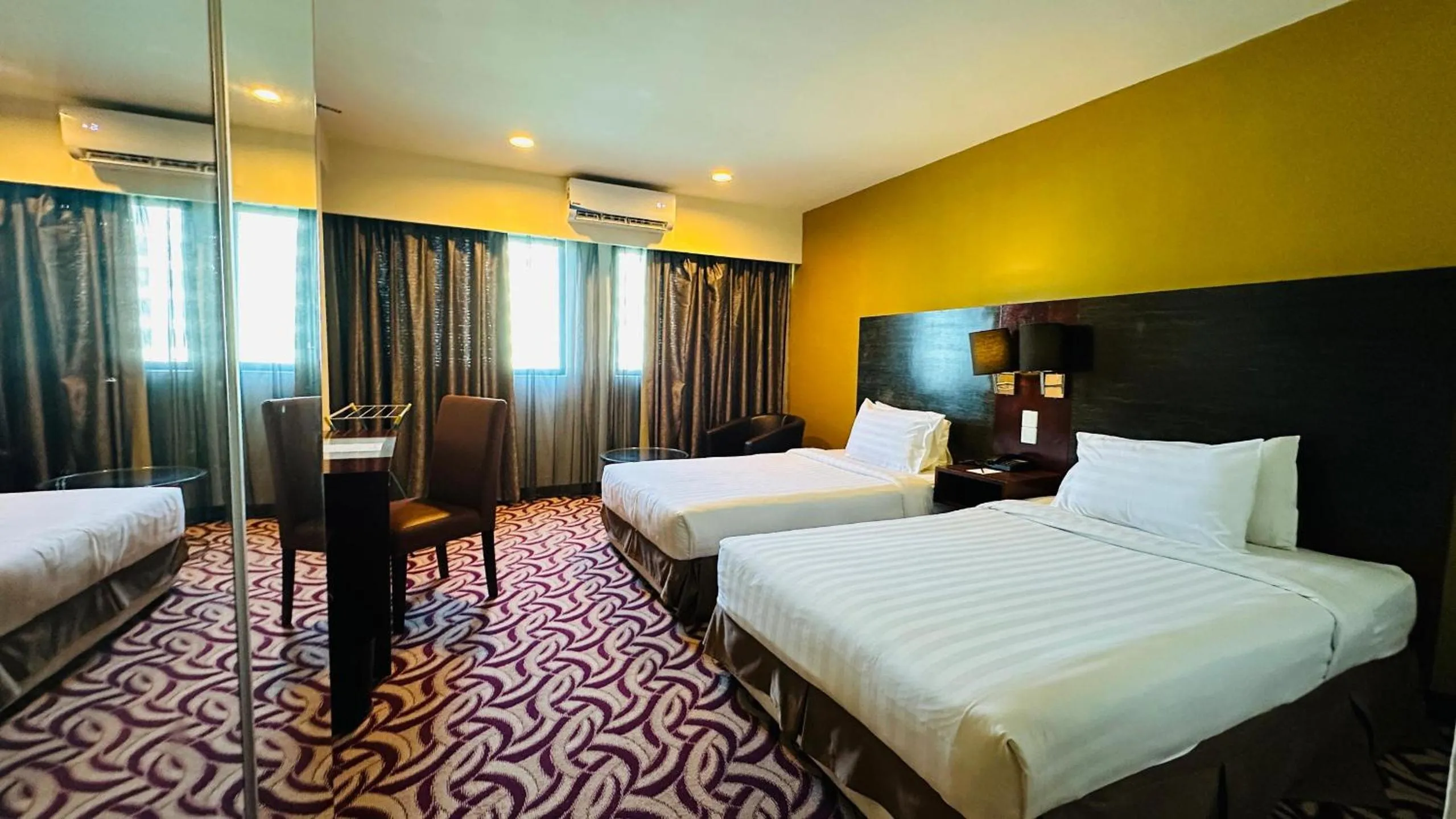 Bed in Ming Garden Hotel & Residences