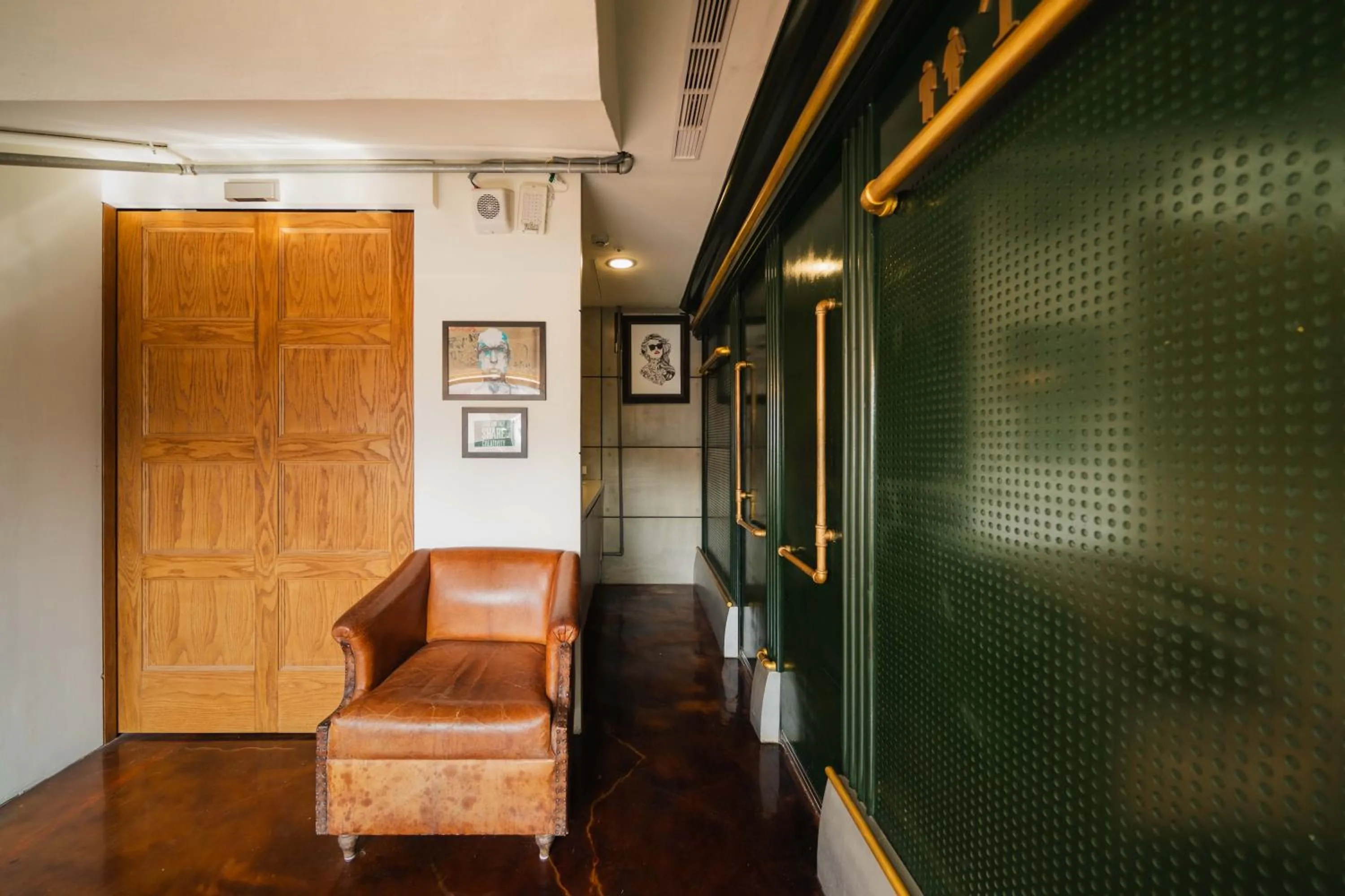 On site in SWIIO Hotel Ximending