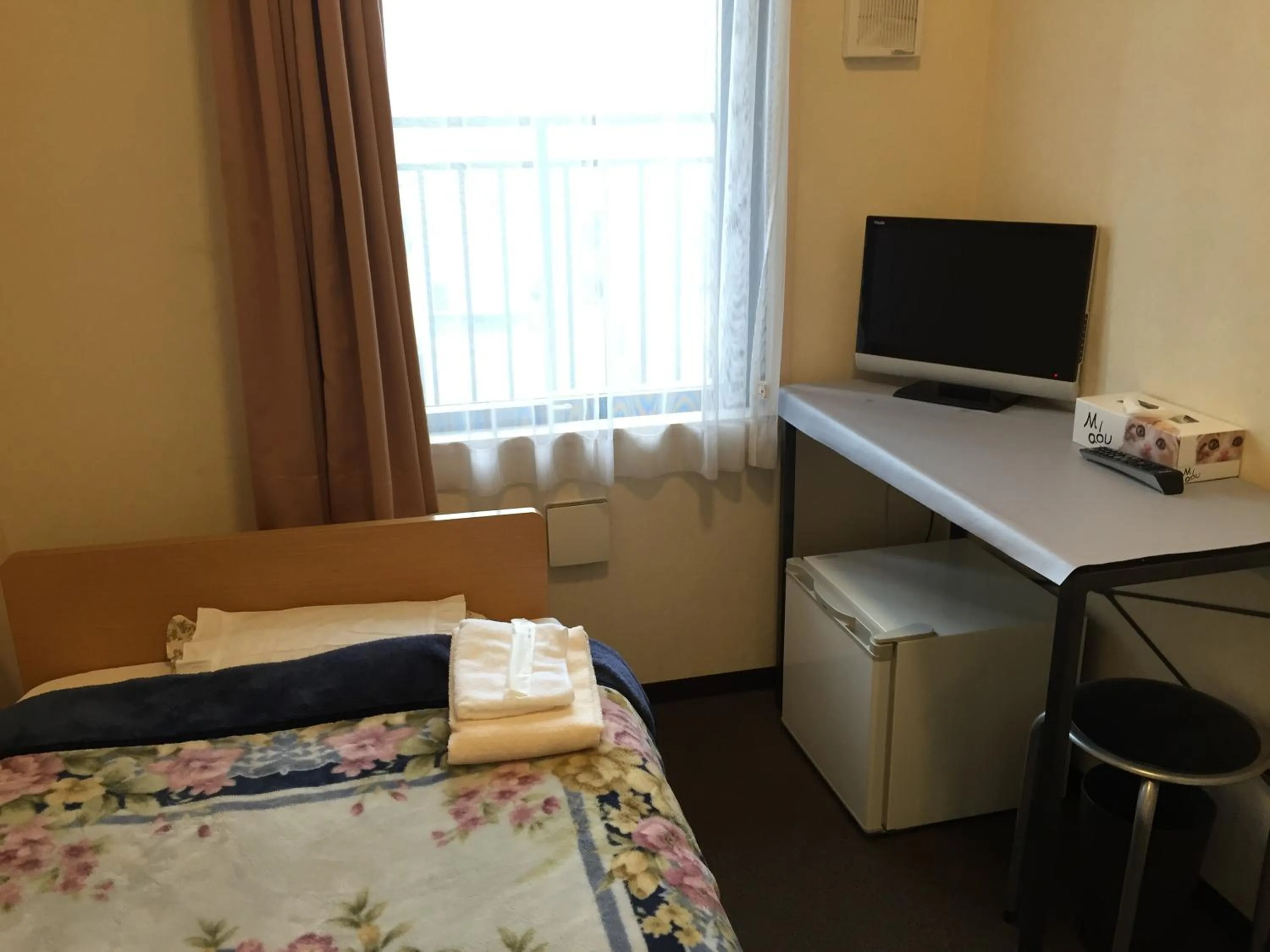 Photo of the whole room, Bed in Hotel Palace Japan