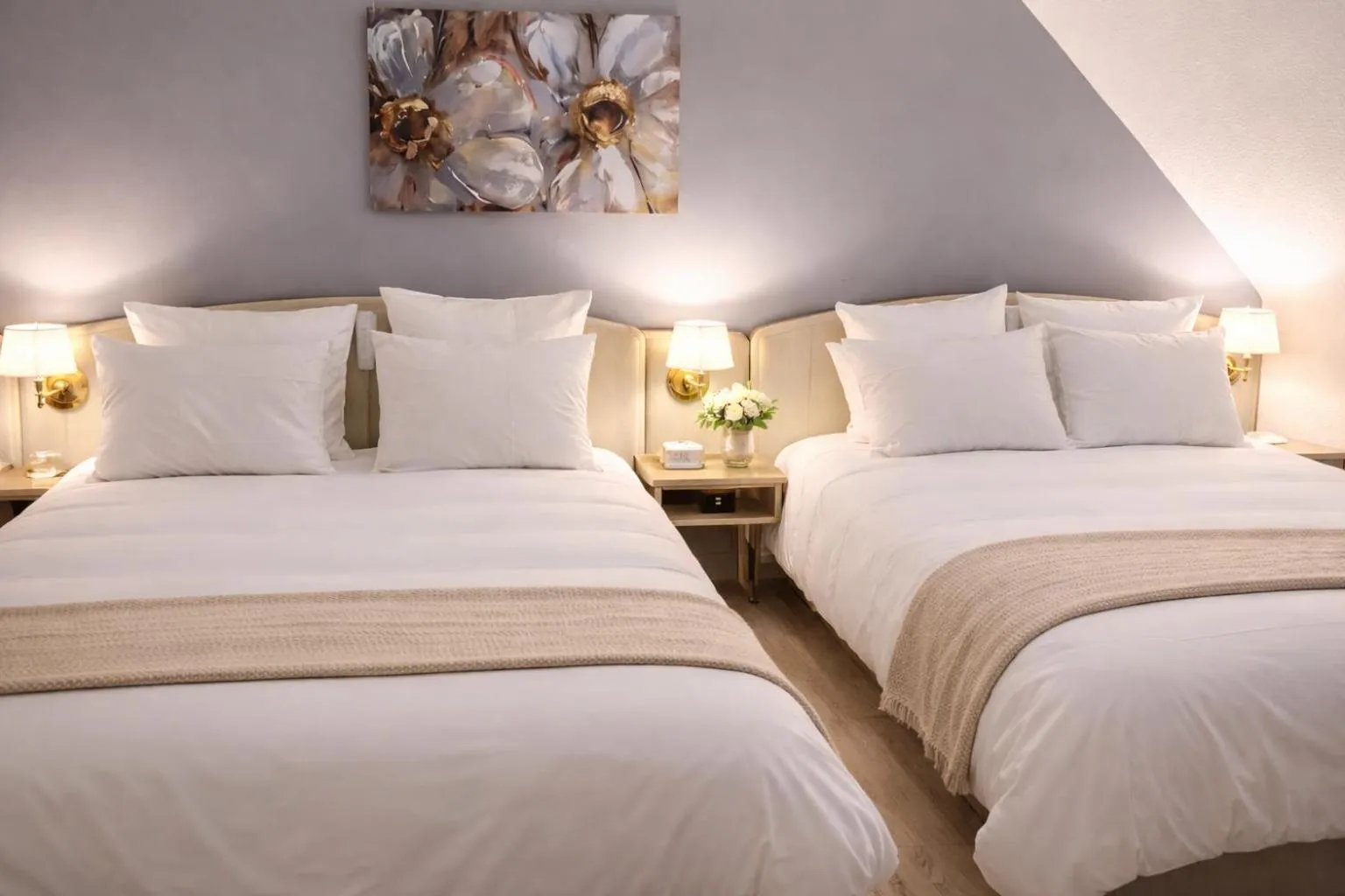 Bed in Grand Hôtel d'Espagne