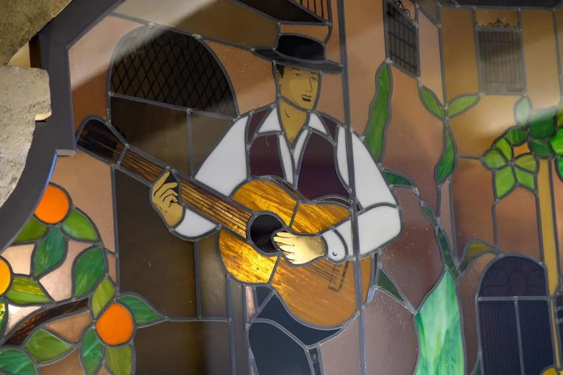 Property building in Grand Hôtel d'Espagne