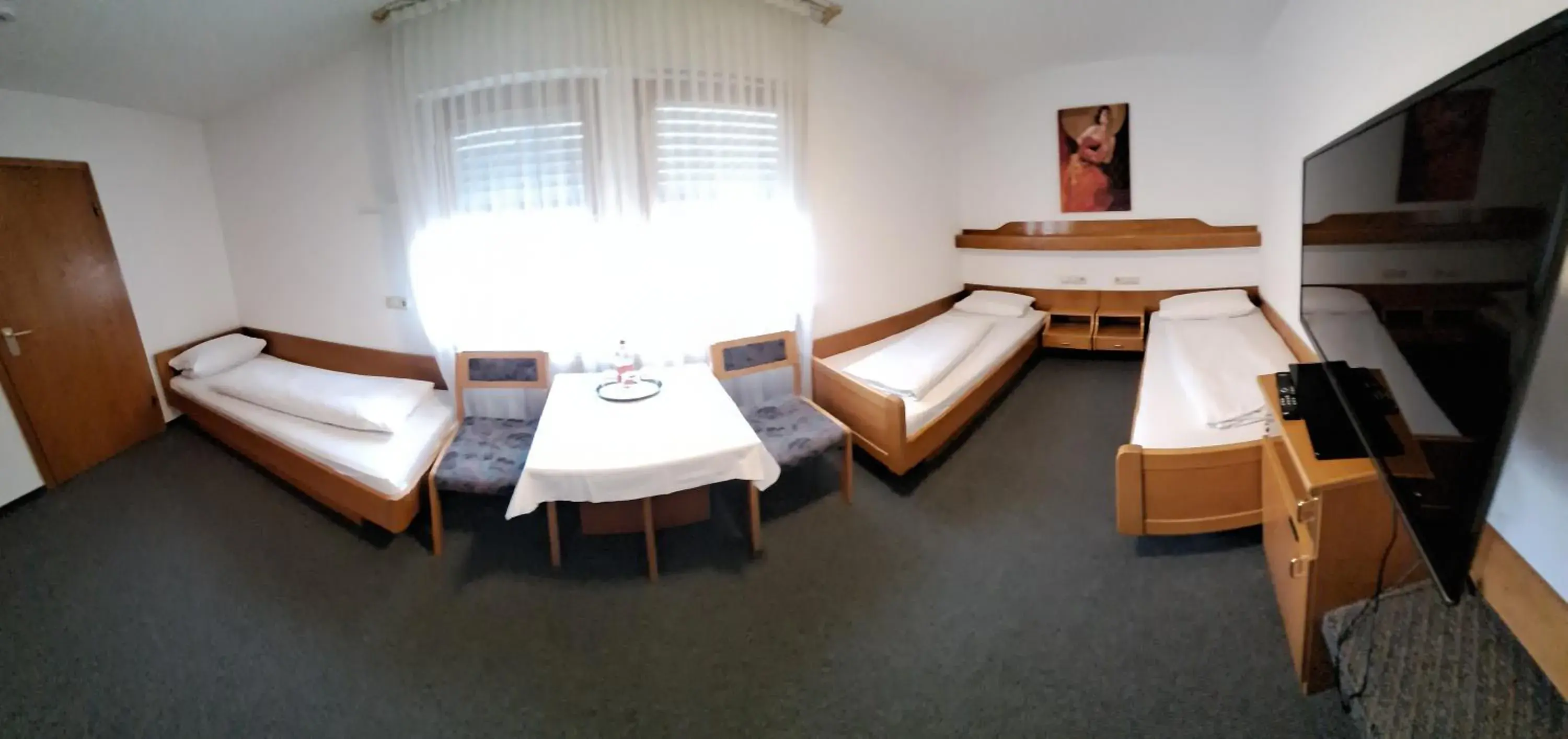 Triple Room in Hotel Rössle Triple Room in Hotel Rössle